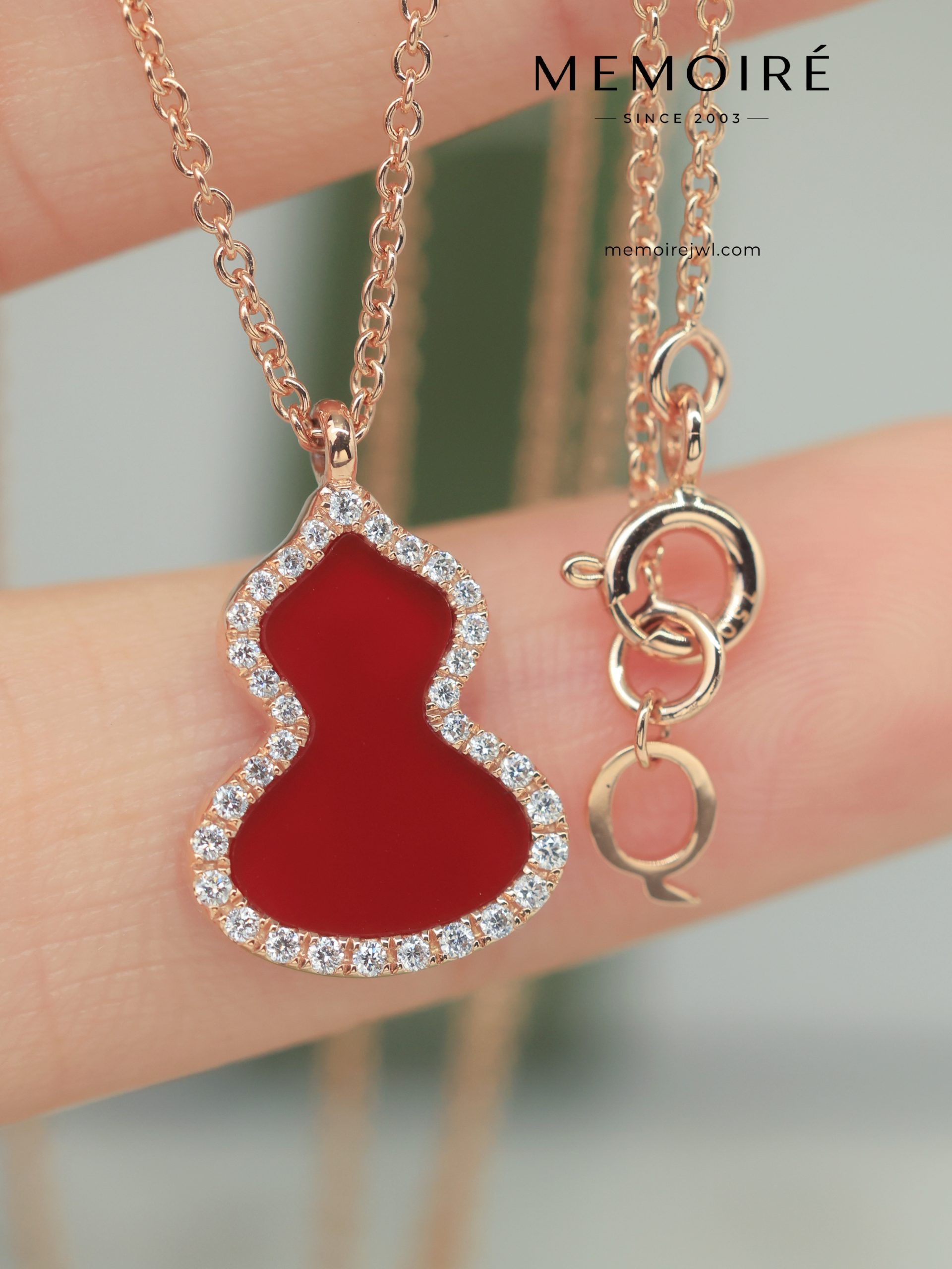 MEMOIRÉ Rose Gold Small Red Agate Gourd Necklace - Image 5