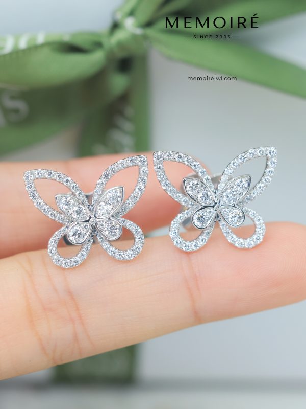 MEMOIRÉ White Gold Full-Pave Butterfly Stud Earrings