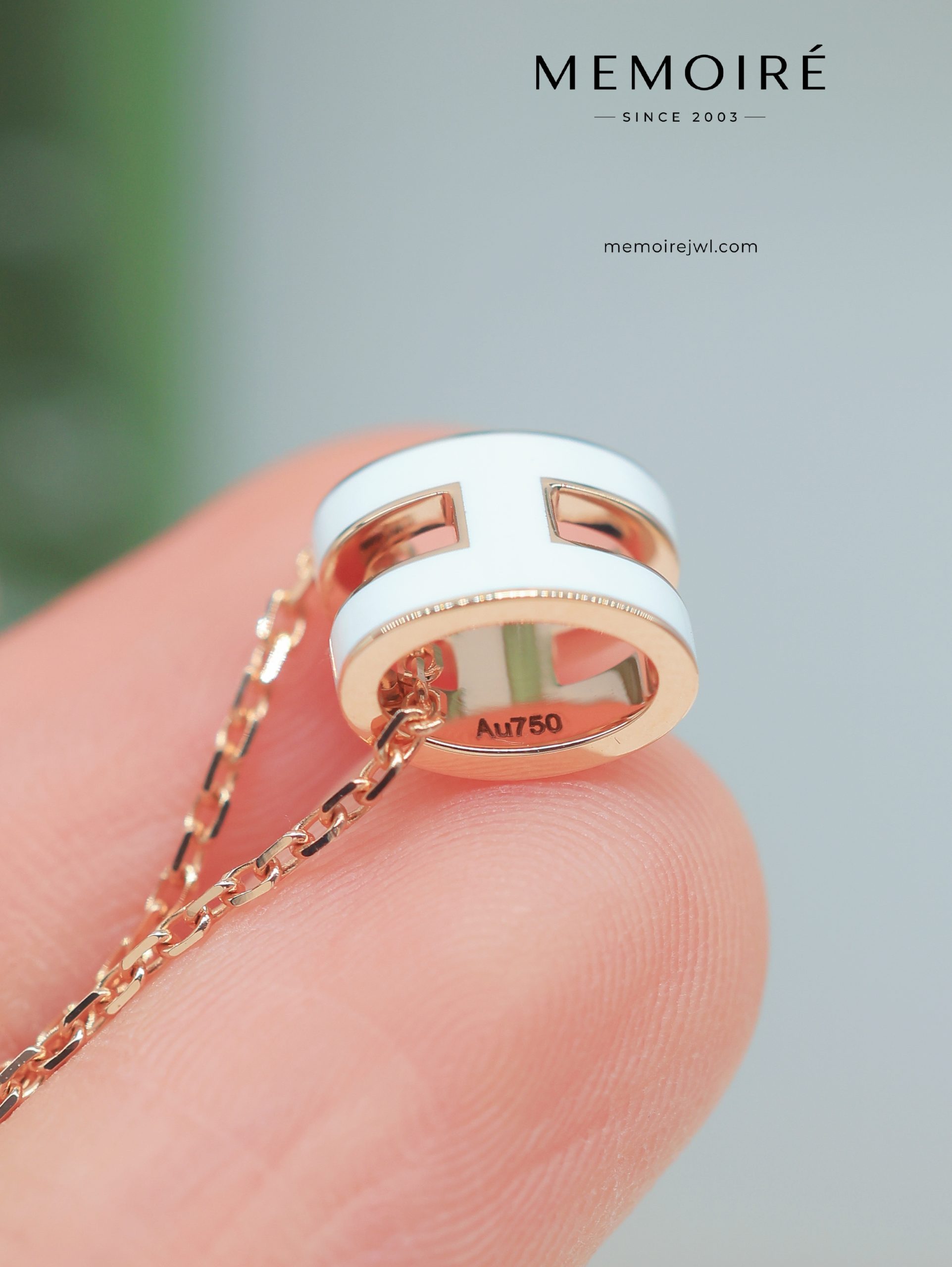 MÉMOIRÉ 18K Rose Gold White Enamel H Necklace - Image 3