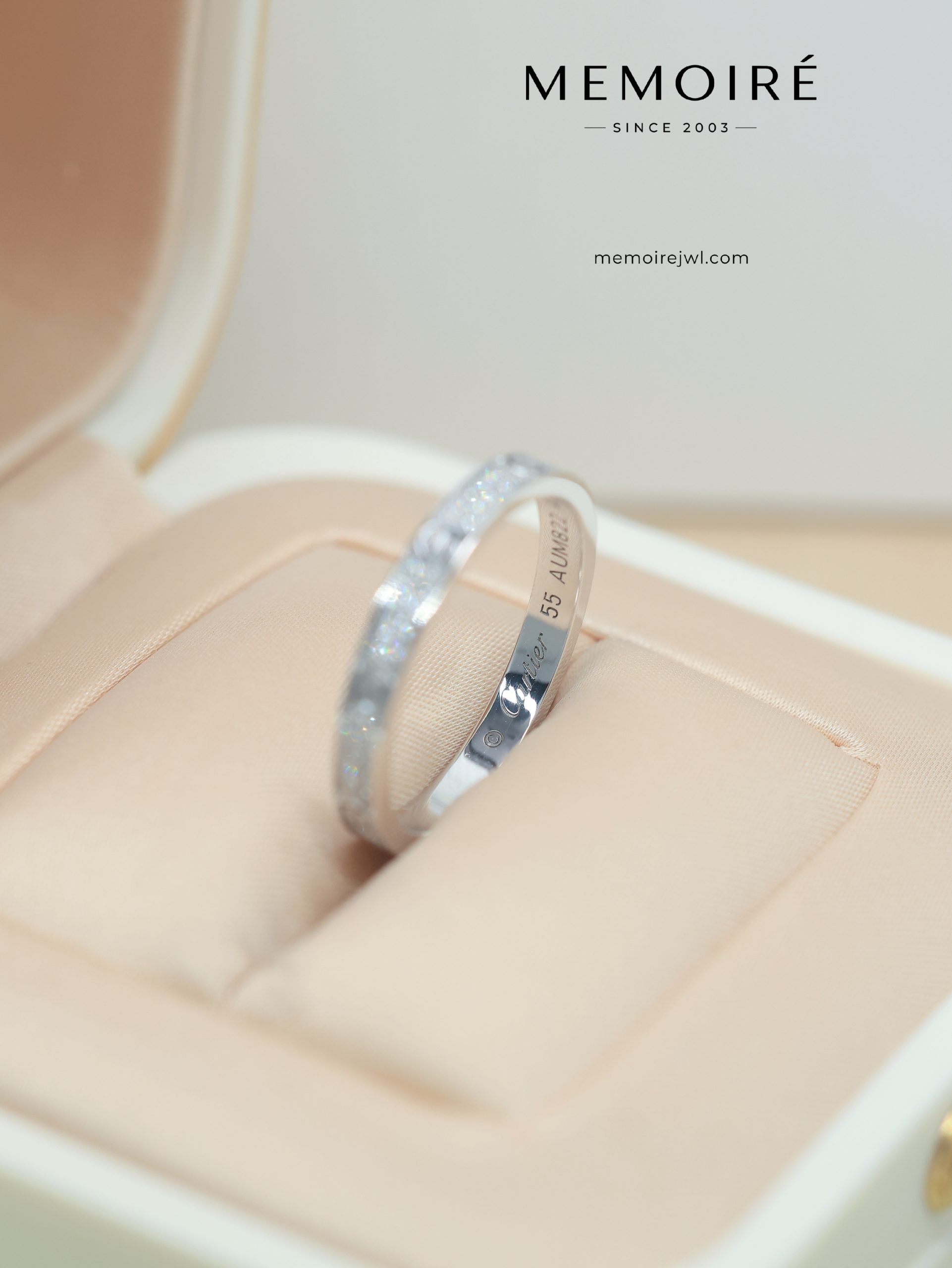MÉMOIRÉ 18K White Gold Half Diamond Screw Ring - Image 5