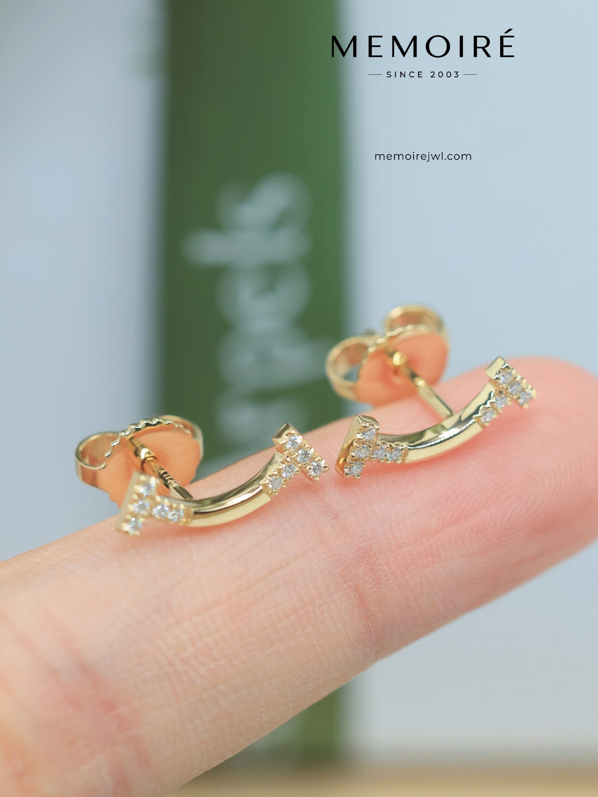 MEMOIRÉ Yellow Gold Mini Smile Stud Earrings with Diamonds at Both Ends - Image 3