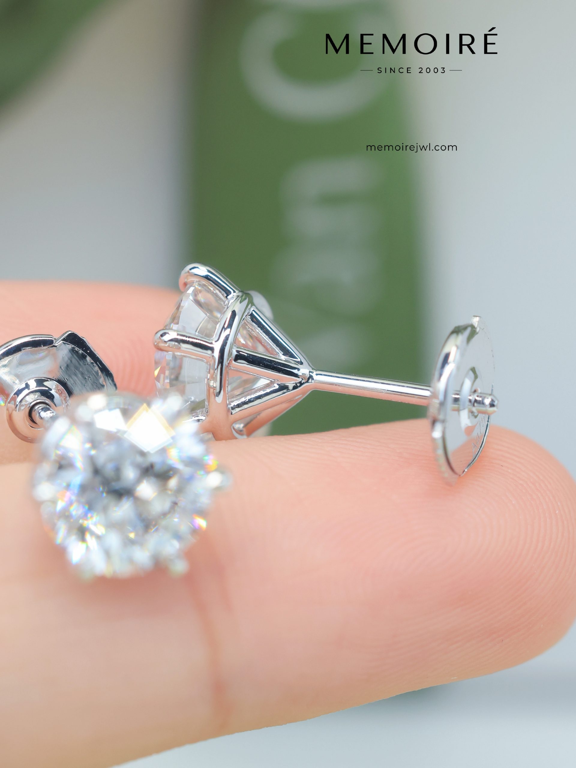 MEMOIRÉ Platinum 3ct Round Diamond Stud Earrings (Six-Prong Setting) - Image 5