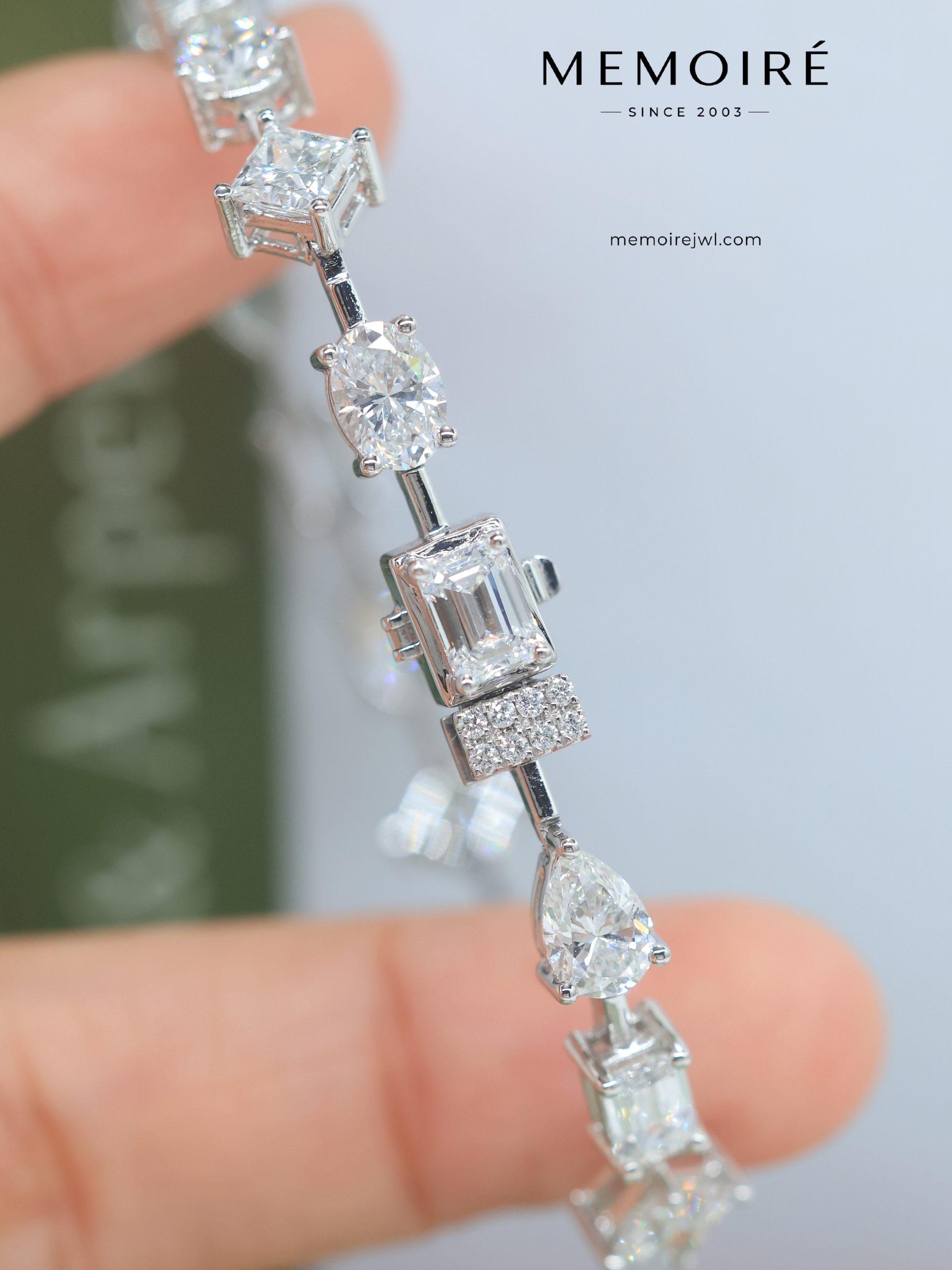 MÉMOIRÉ 18K White Gold Mixed Shape Diamond Tennis Bracelet - Image 4