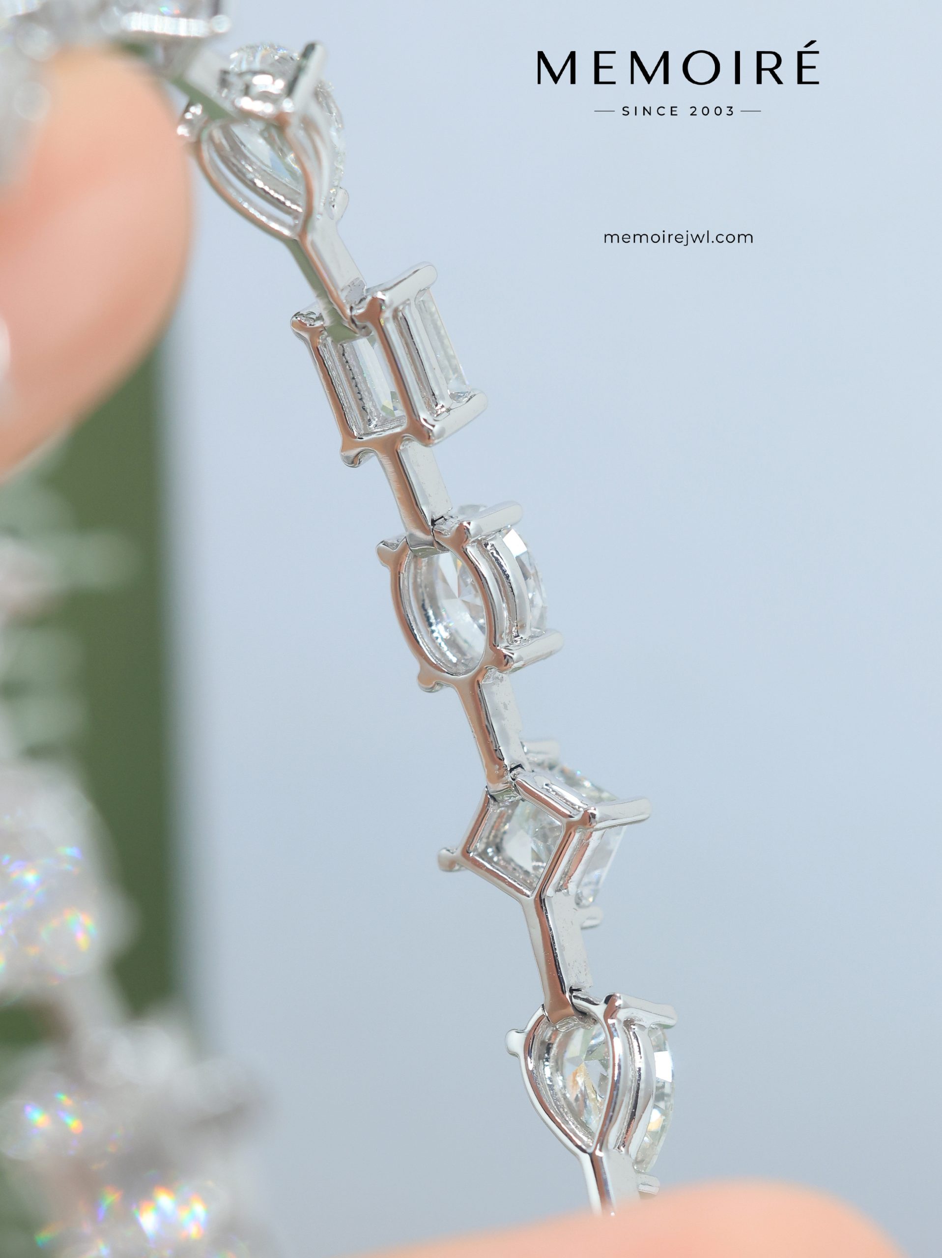 MÉMOIRÉ 18K White Gold Mixed Shape Diamond Tennis Bracelet - Image 5