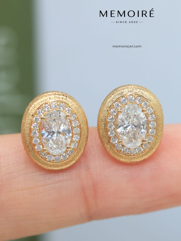 MÉMOIRÉ 18K Yellow Gold Brushed Oval Double Halo Diamond Stud Earrings