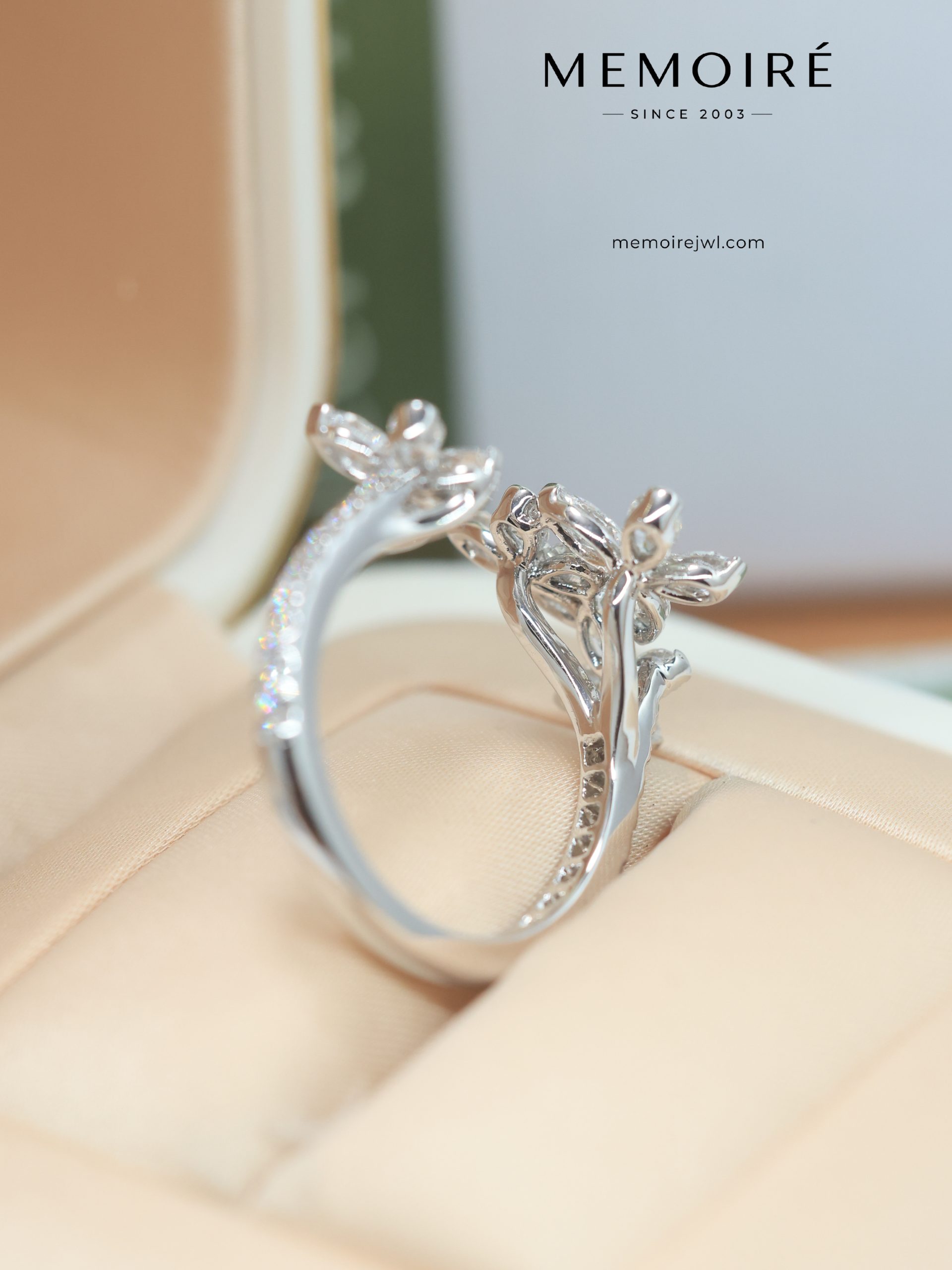 MÉMOIRÉ 18K White Gold Marquise Diamond Floral Bypass Open Ring - Image 5