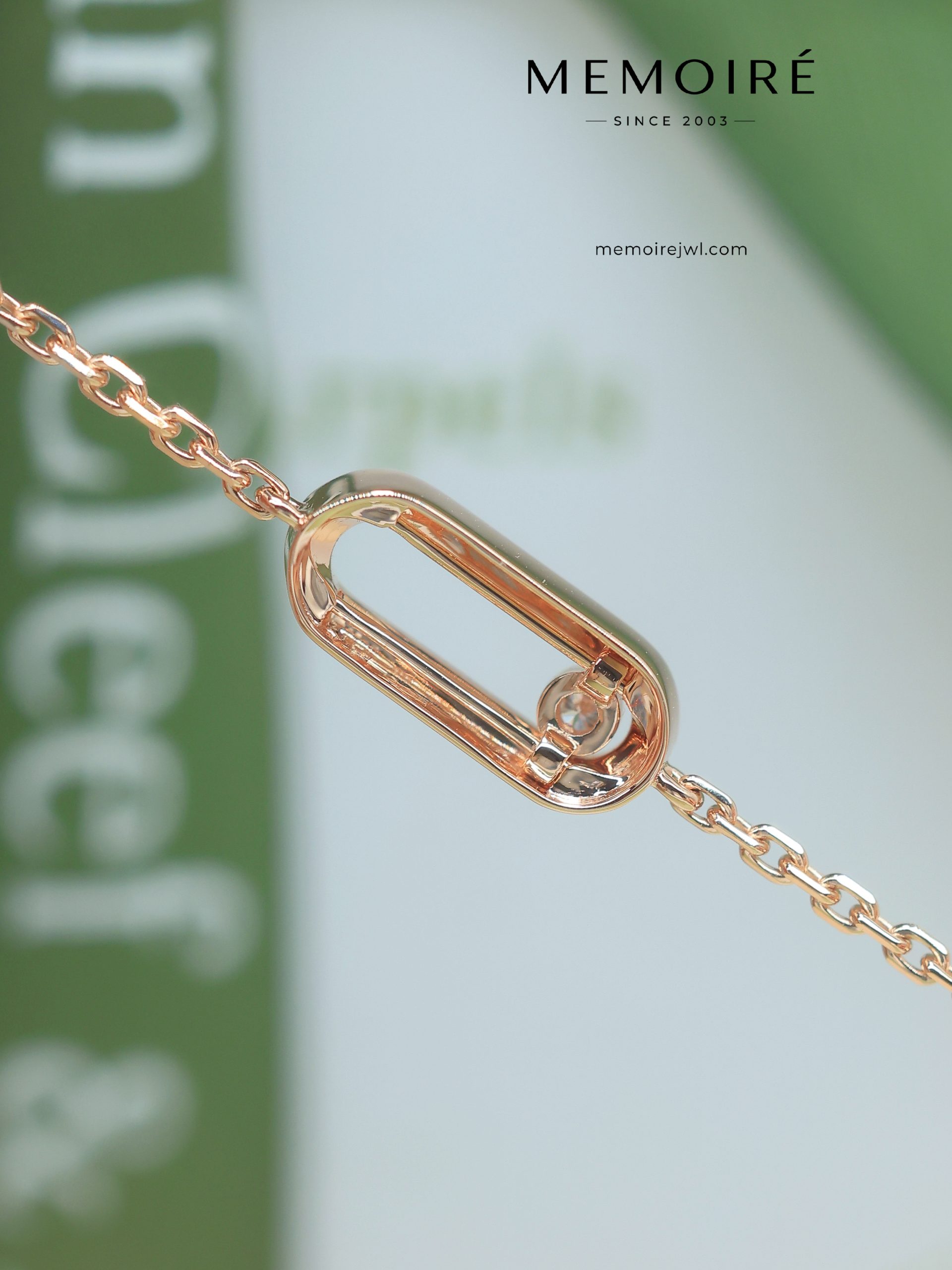 MEMOIRÉ Rose Gold Small Single Moving Diamond Bracelet - Image 4
