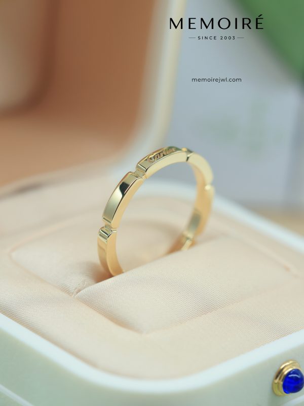 MÉMOIRÉ 18K Yellow Gold Polished Split Segment Plain Band Ring
