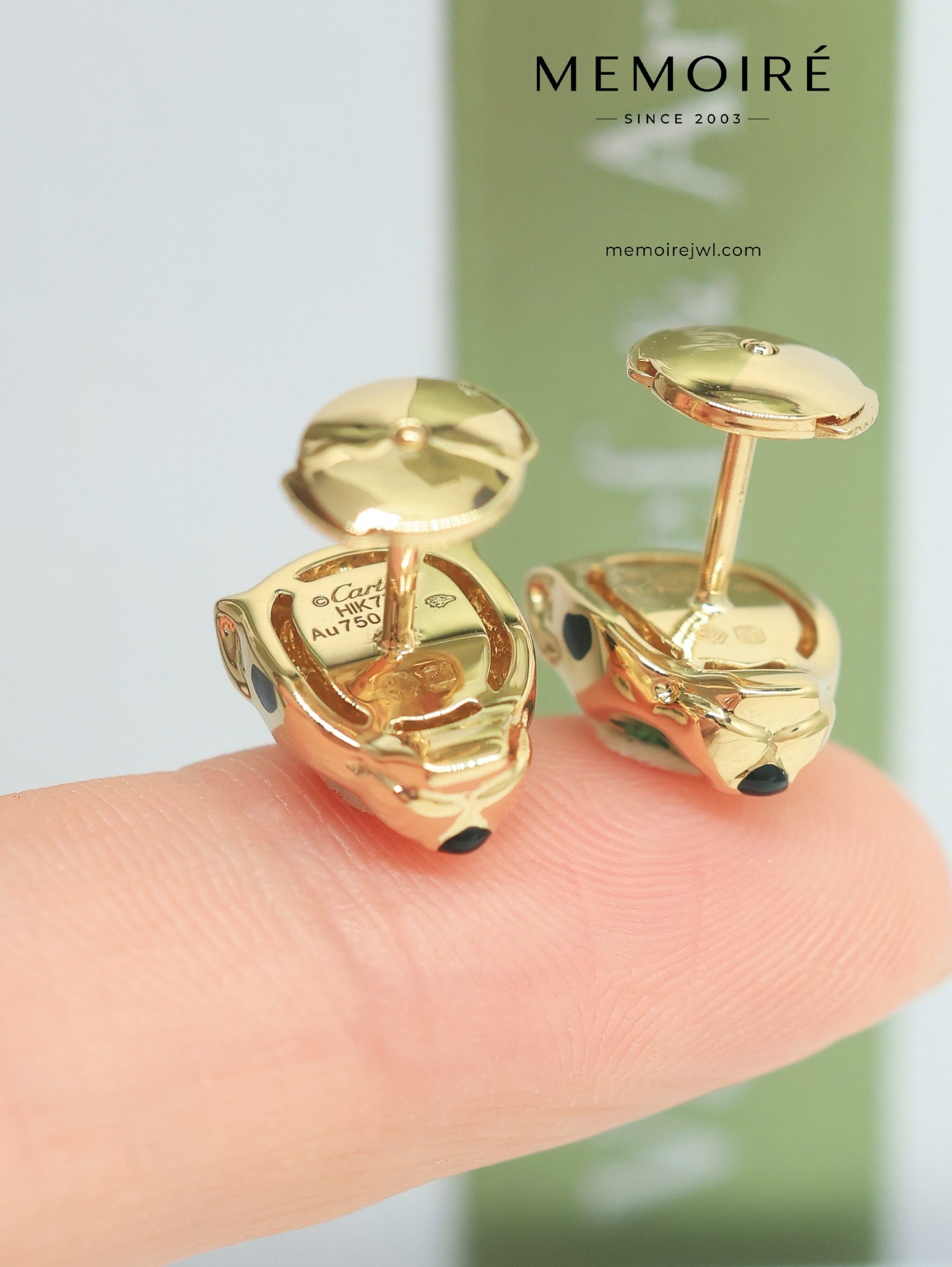 MÉMOIRÉ 18K Gold Enamel Leopard Stud Earrings - Image 4