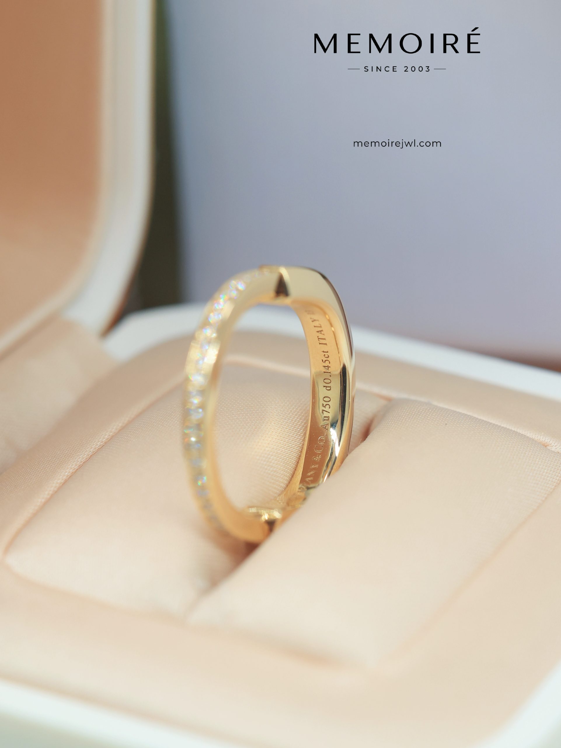 MEMOIRÉ Yellow Gold Narrow Half-Pave U-Shape Ring - Image 5