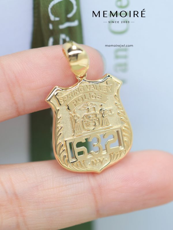 MEMOIRÉ Yellow Gold Custom Police Badge Pendant