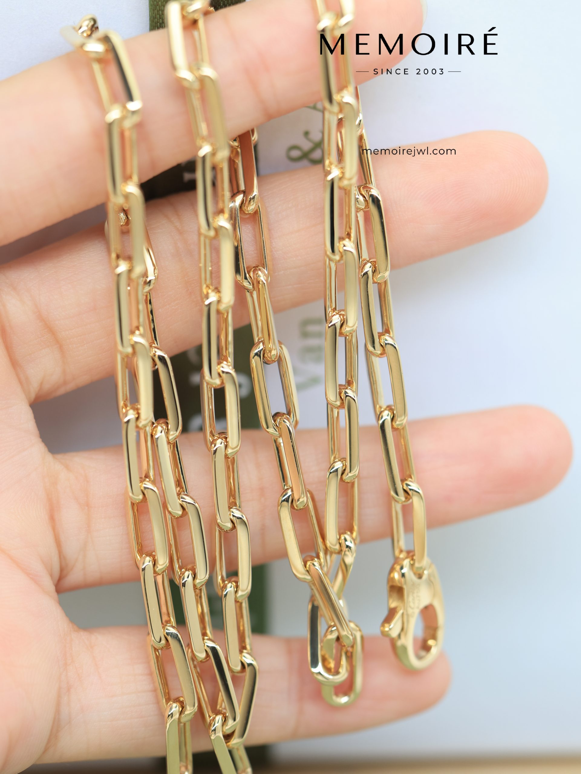 MÉMOIRÉ 18K Yellow Gold Thick Rectangular Paperclip Link Chain Necklace