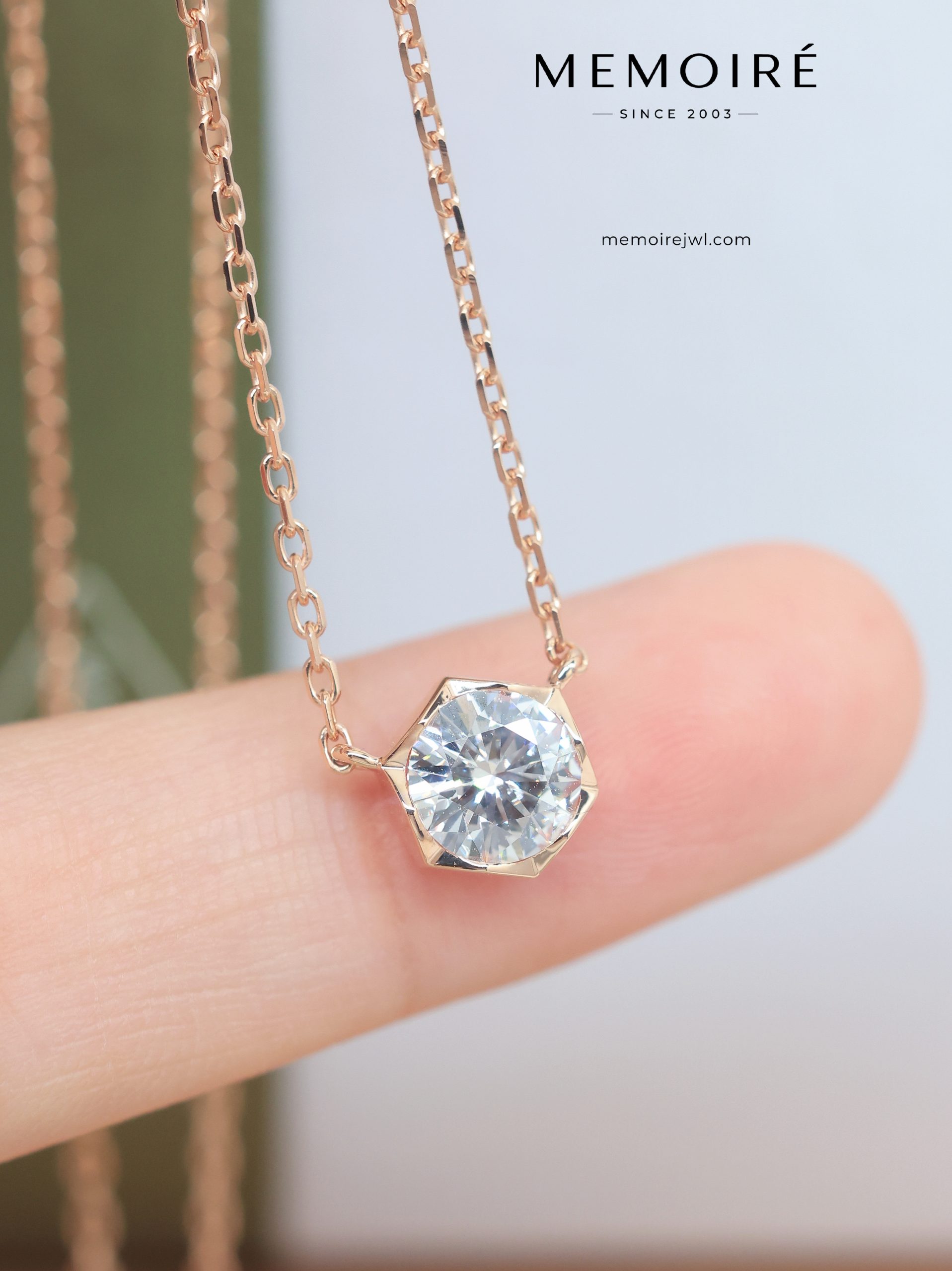 MEMOIRÉ Rose Gold Hexagonal Honeycomb Diamond Necklace