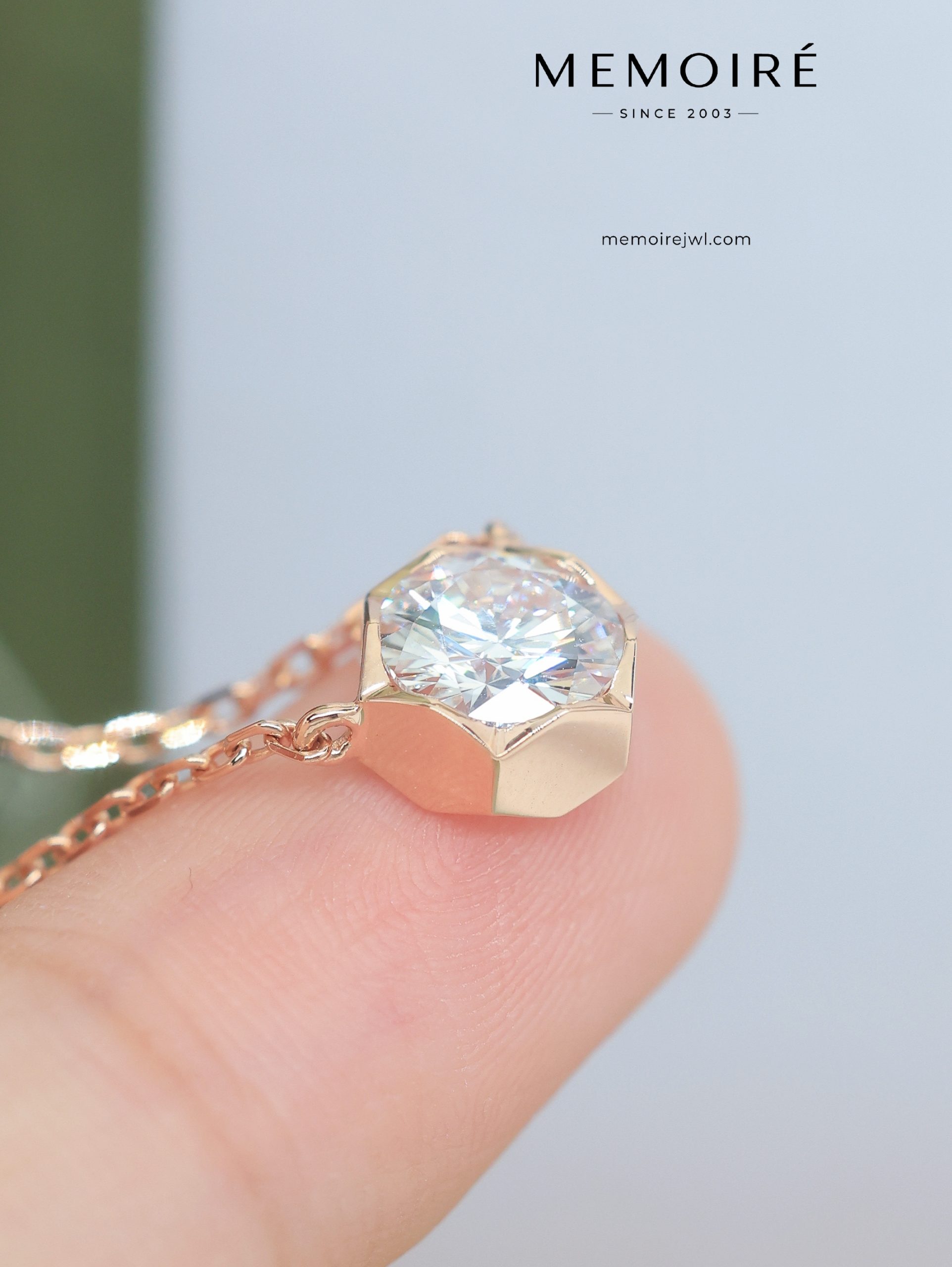 MEMOIRÉ Rose Gold Hexagonal Honeycomb Diamond Necklace - Image 3