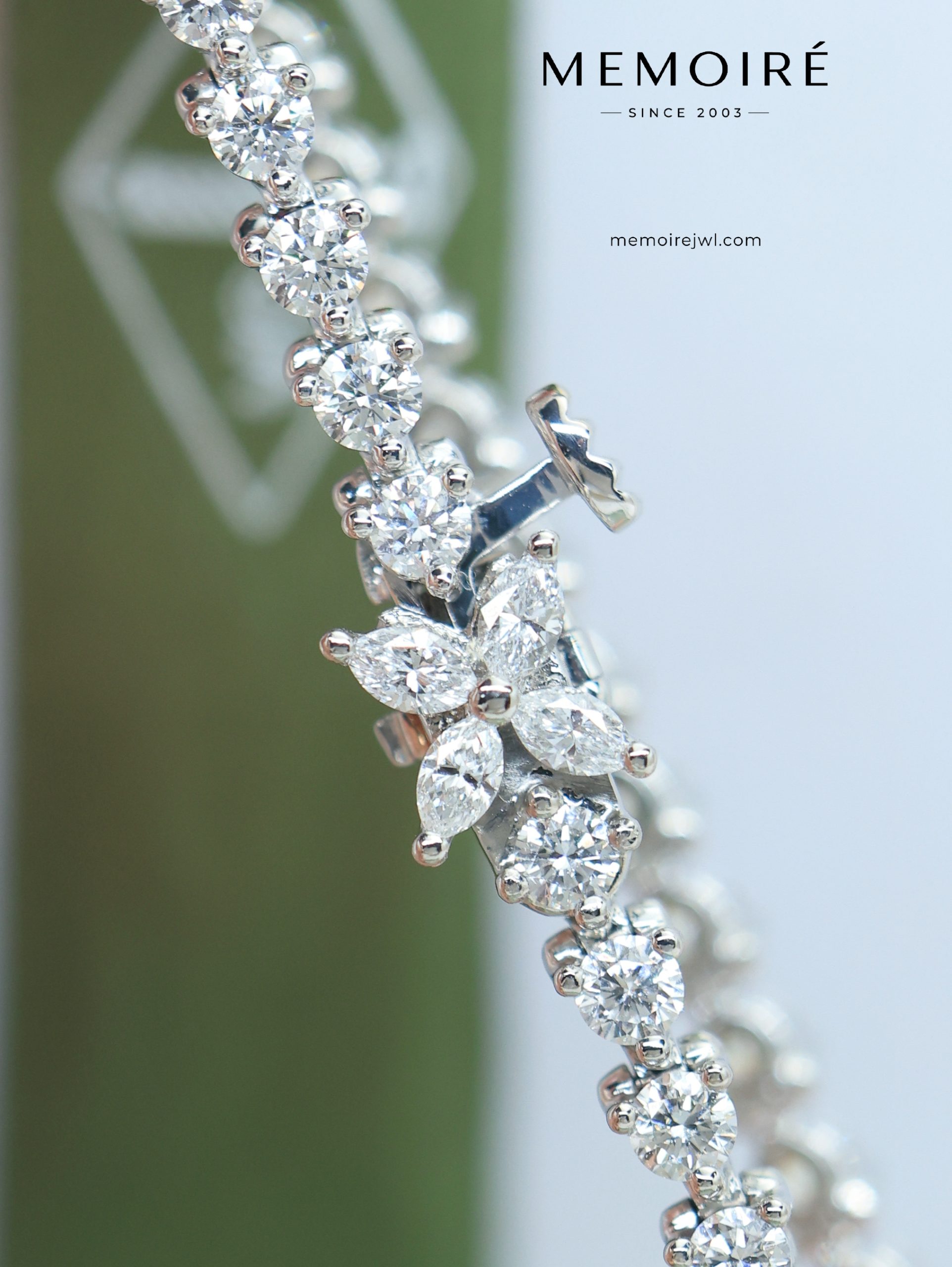 MEMOIRÉ Platinum 0.05ct Each Round Diamond Tennis Bracelet - Image 3