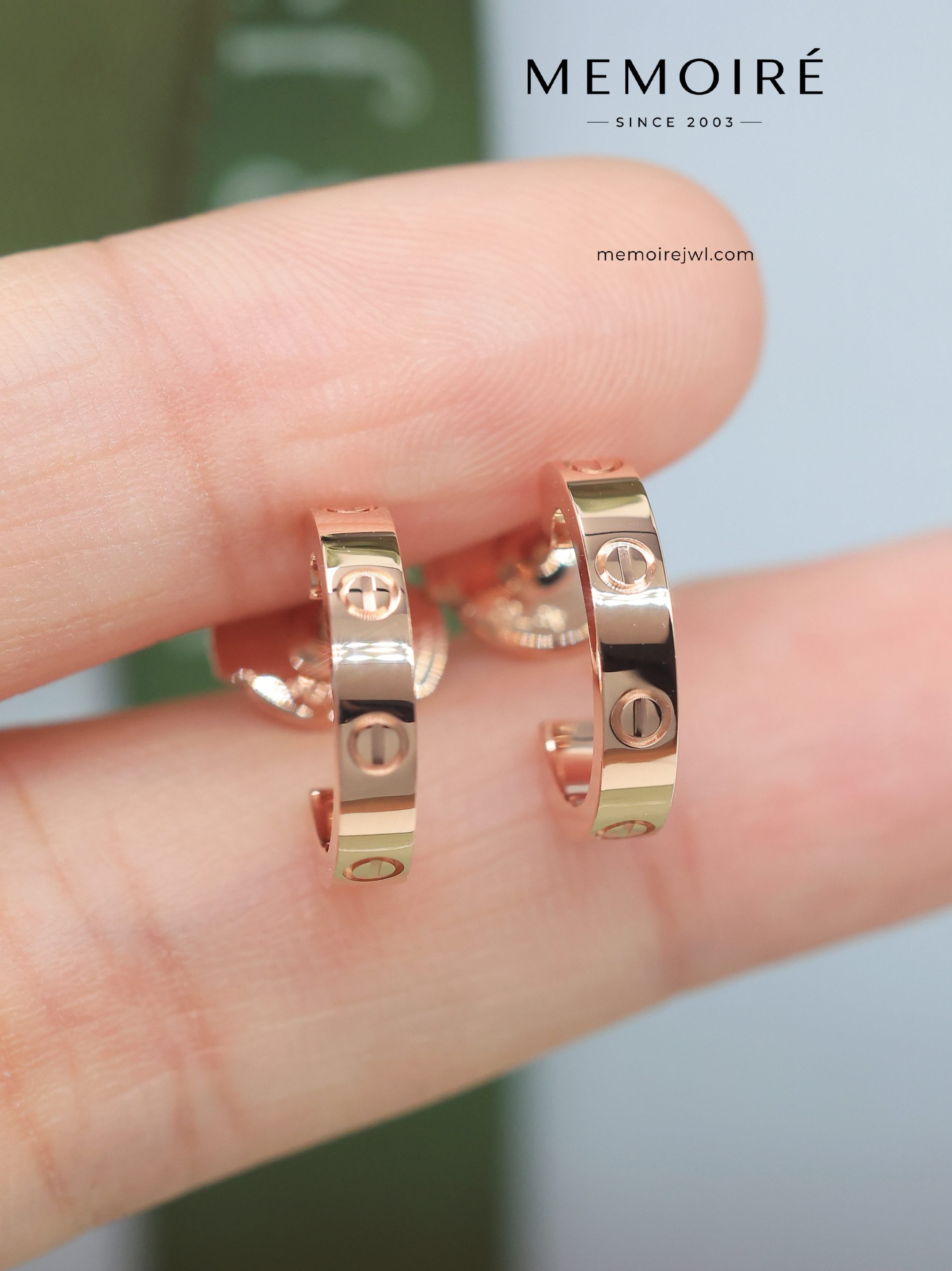 MÉMOIRÉ 18K Rose Gold Smooth Hoop Earrings