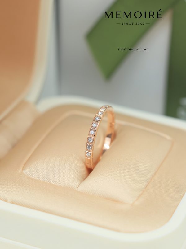 MEMOIRÉ 18K Rose Gold Half Eternity Channel-Set Diamond Stacking Ring