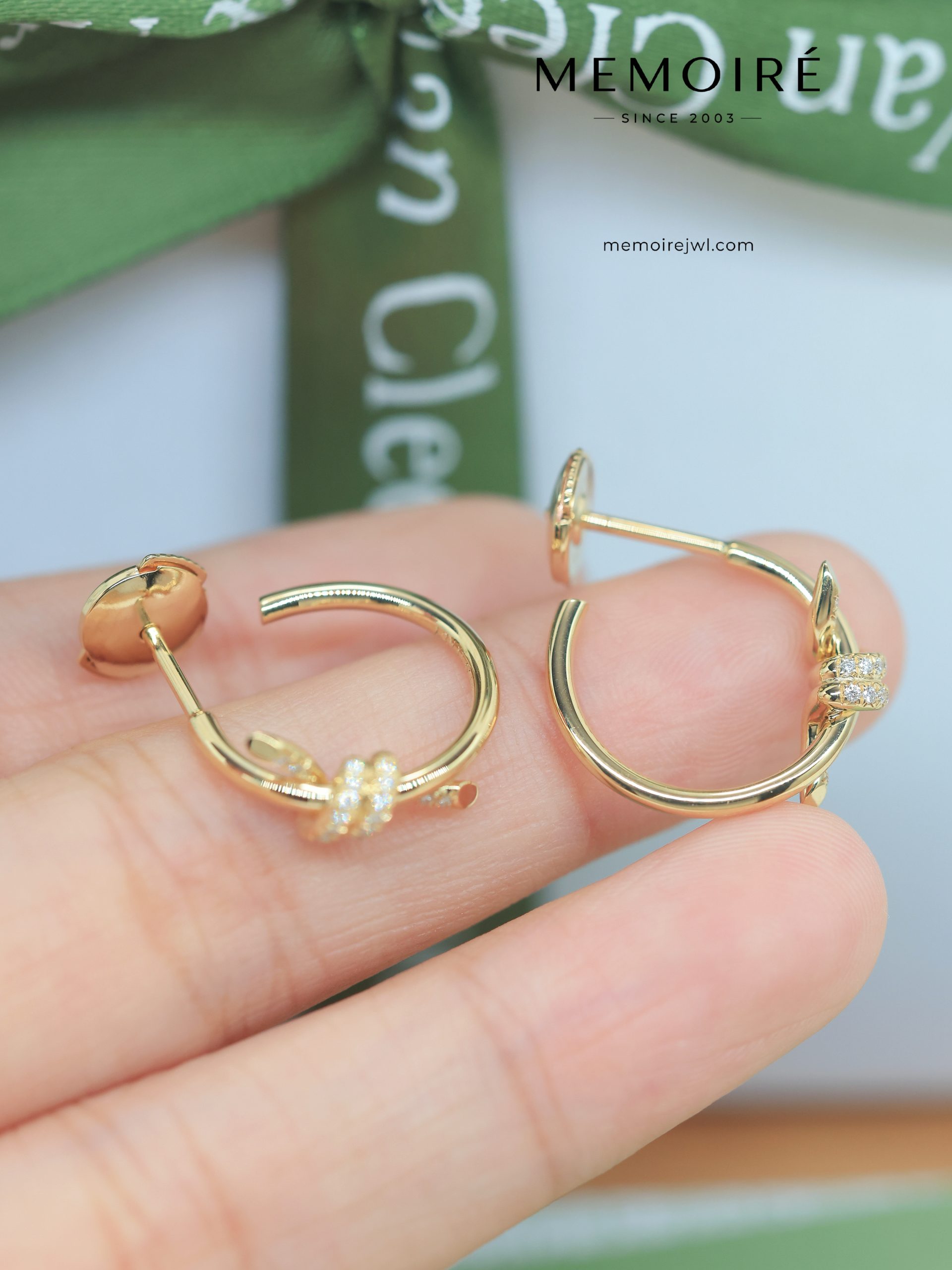 MEMOIRÉ Yellow Gold Small Round Knot Hoop Earrings with Diamonds - Image 3