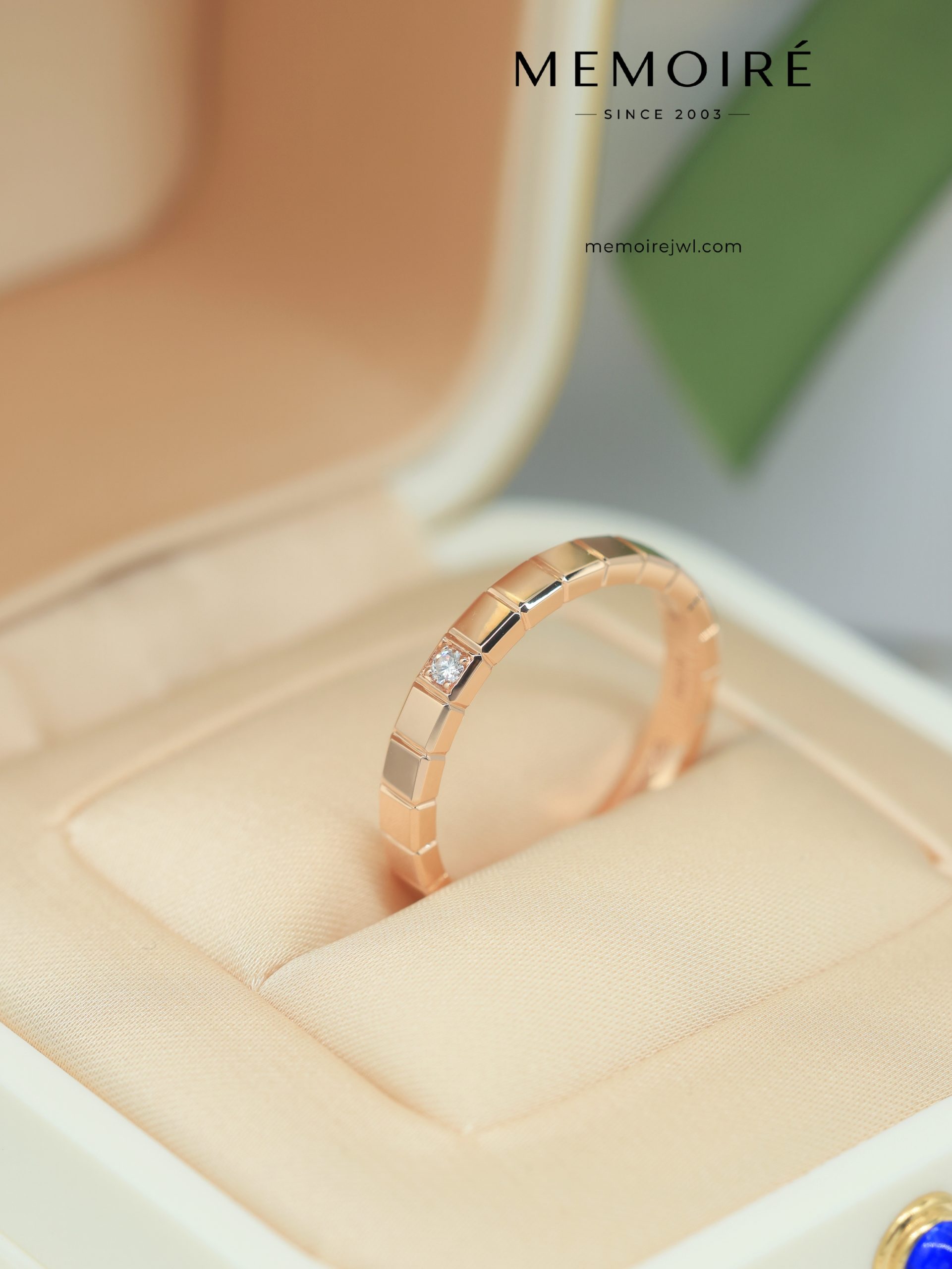 MEMOIRÉ 18K Rose Gold Geometric Brick Single Diamond Stack Ring - Image 3