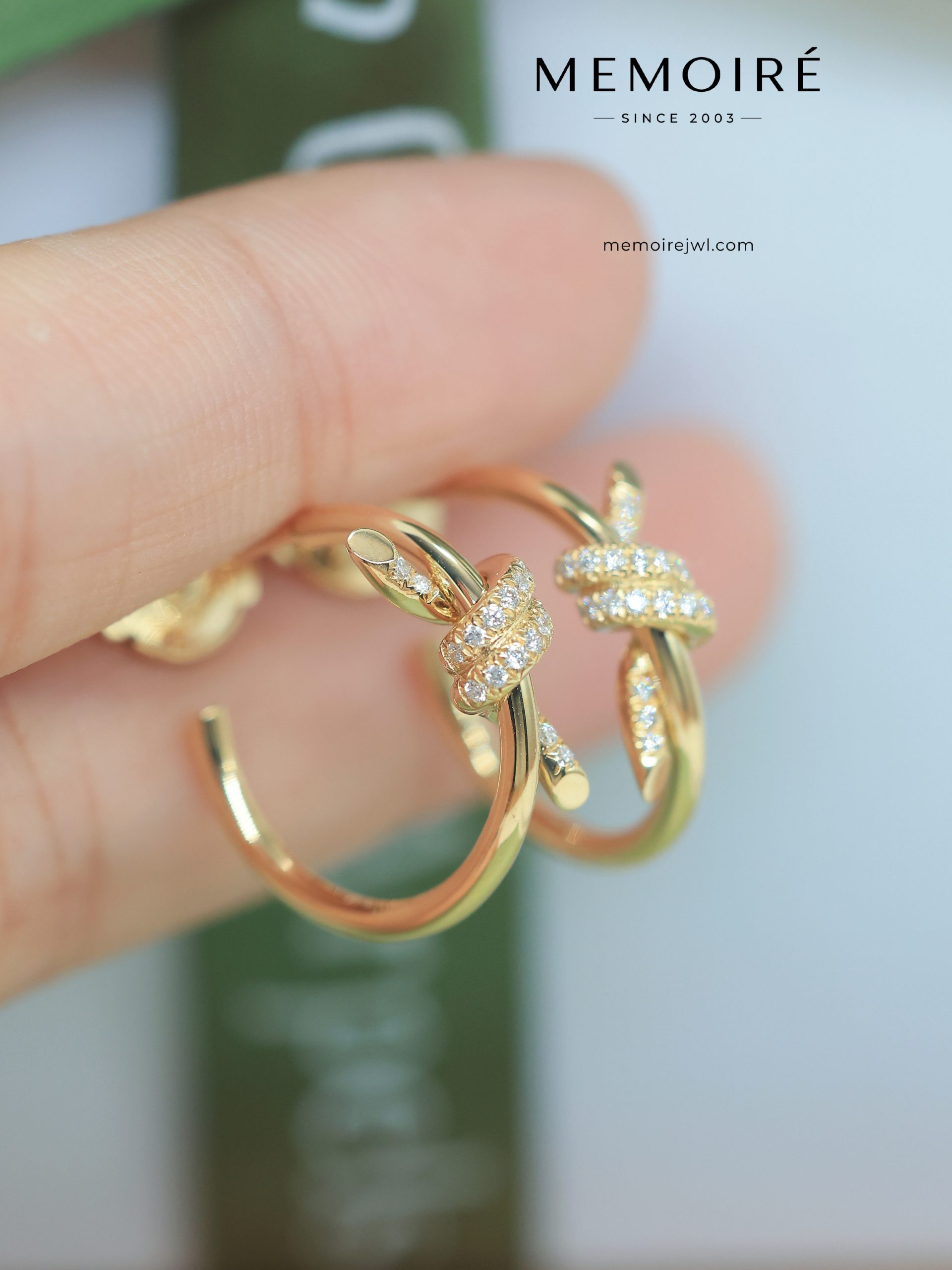 MEMOIRÉ Yellow Gold Small Round Knot Hoop Earrings with Diamonds - Image 5