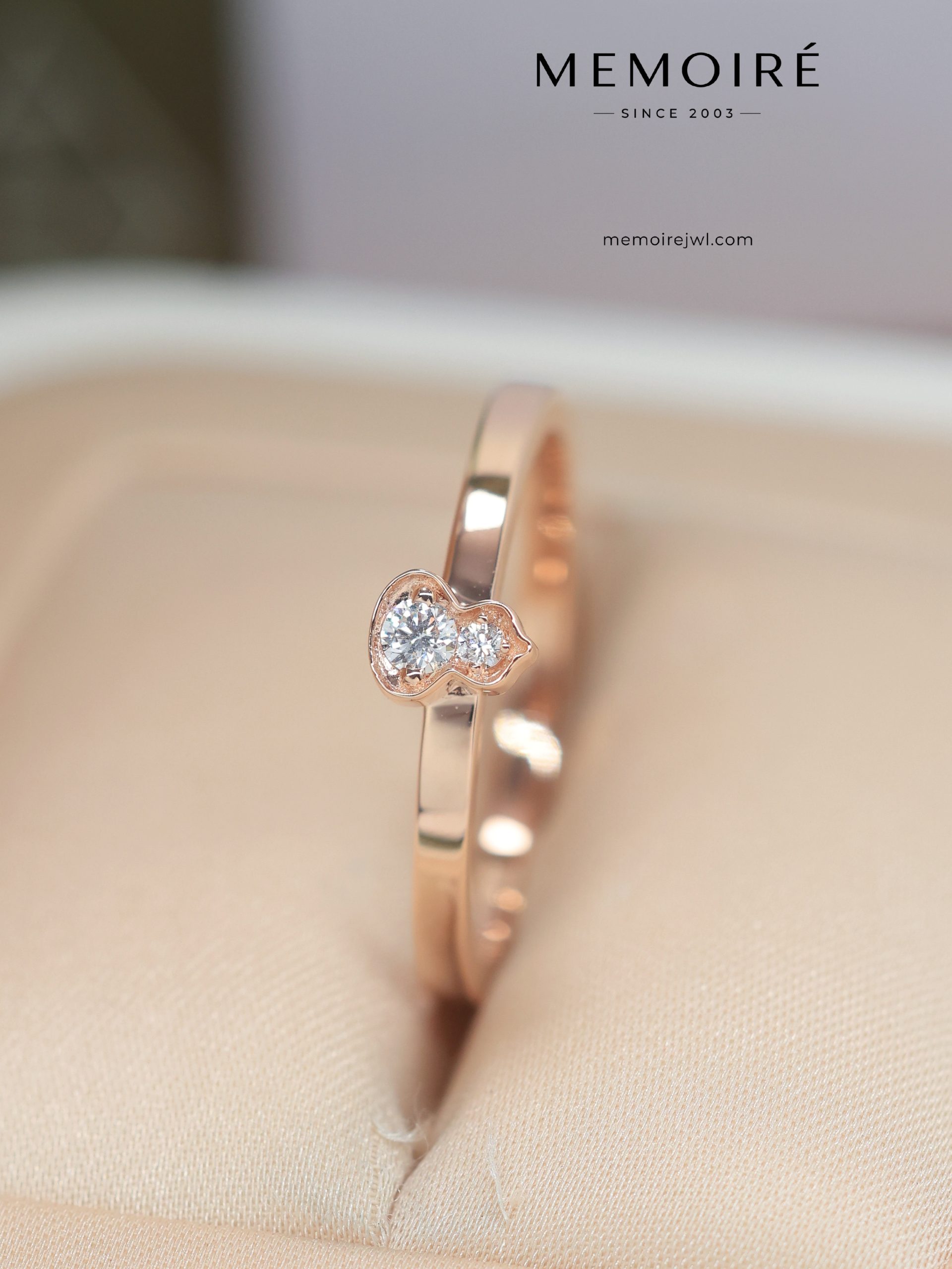 MEMOIRÉ Rose Gold Double-Diamond Gourd Ring - Image 3