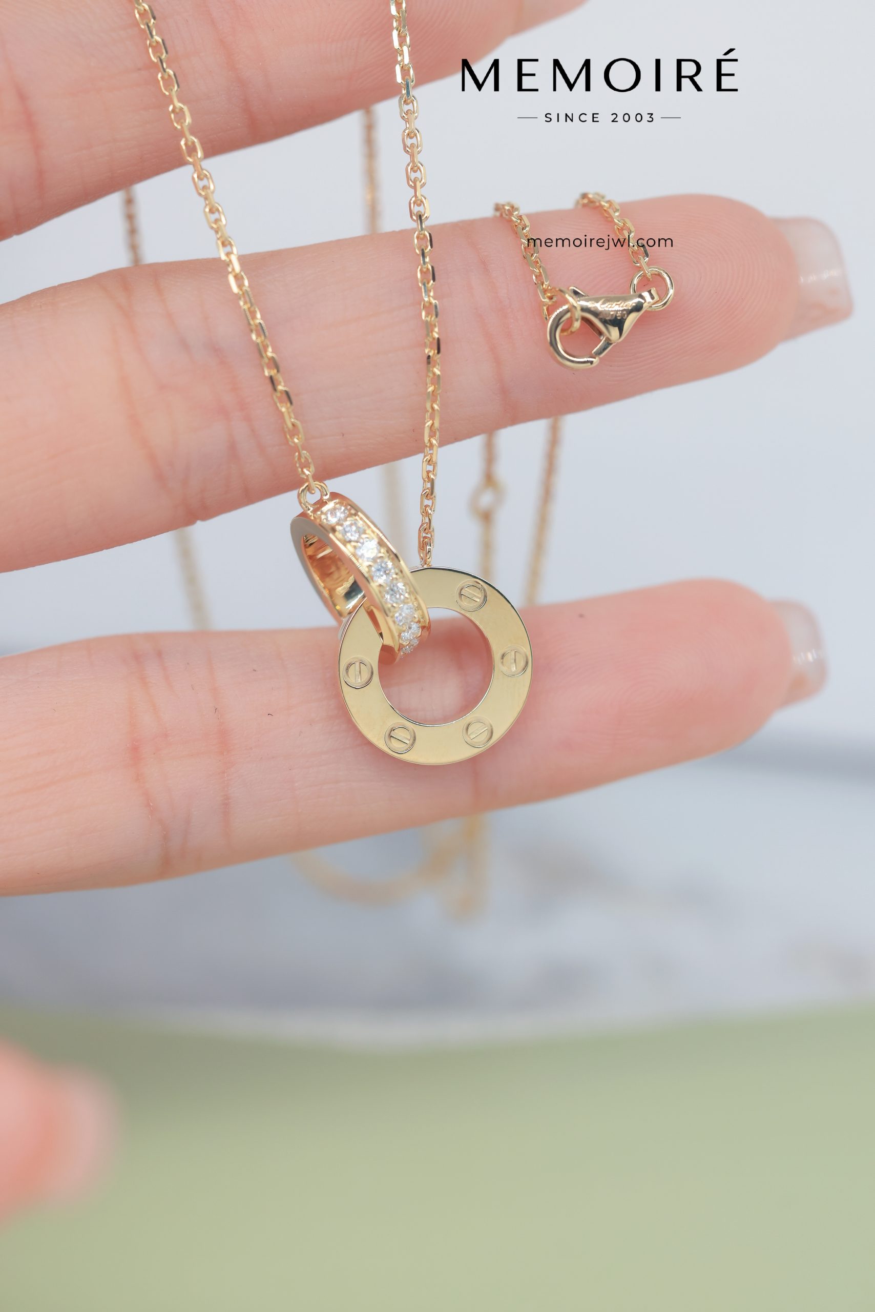 MÉMOIRÉ 18K Gold Full Diamond Dual Circle Screw Necklace - Image 4