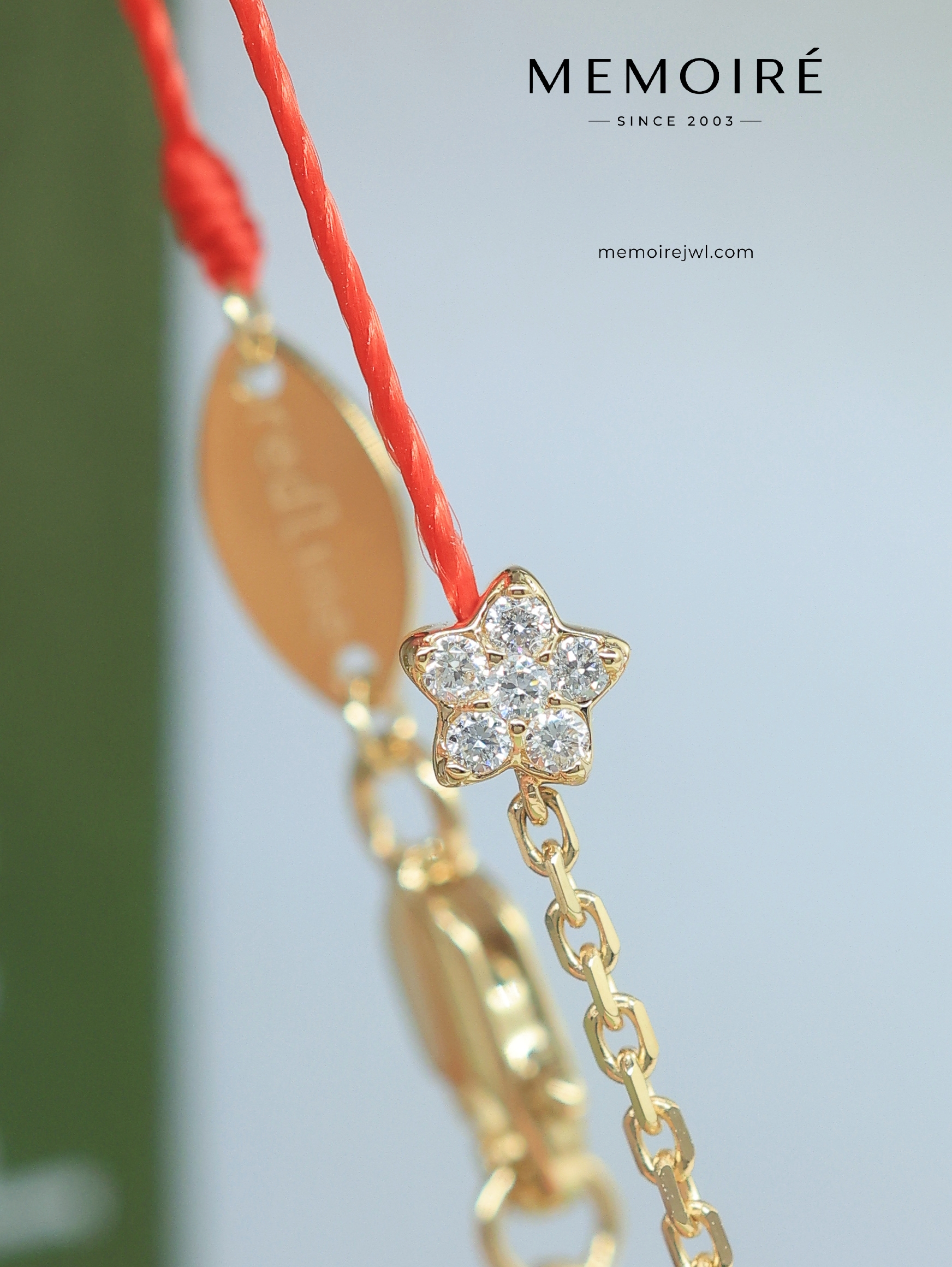 MEMOIRÉ Rose Gold 0.10ct Diamond Red String Bracelet - Image 5