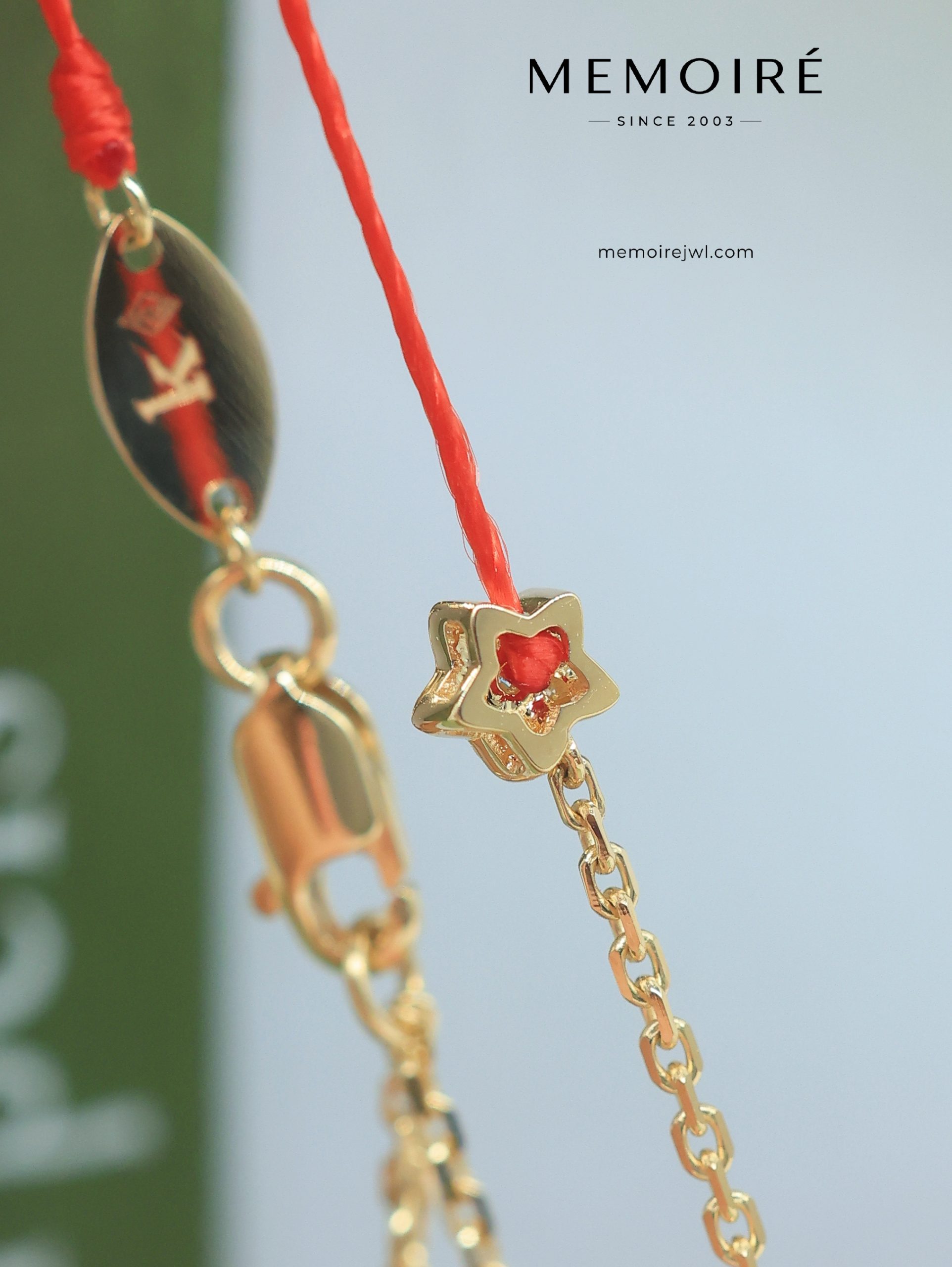 MEMOIRÉ Rose Gold 0.10ct Diamond Red String Bracelet