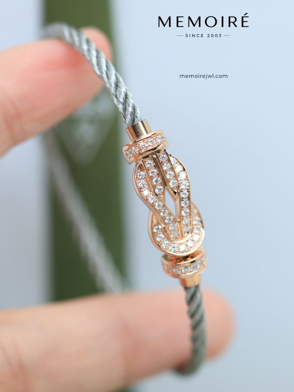 MEMOIRÉ Rose Gold Medium Full-Pave Figure-Eight Buckle Silver Nylon Cord Bracelet