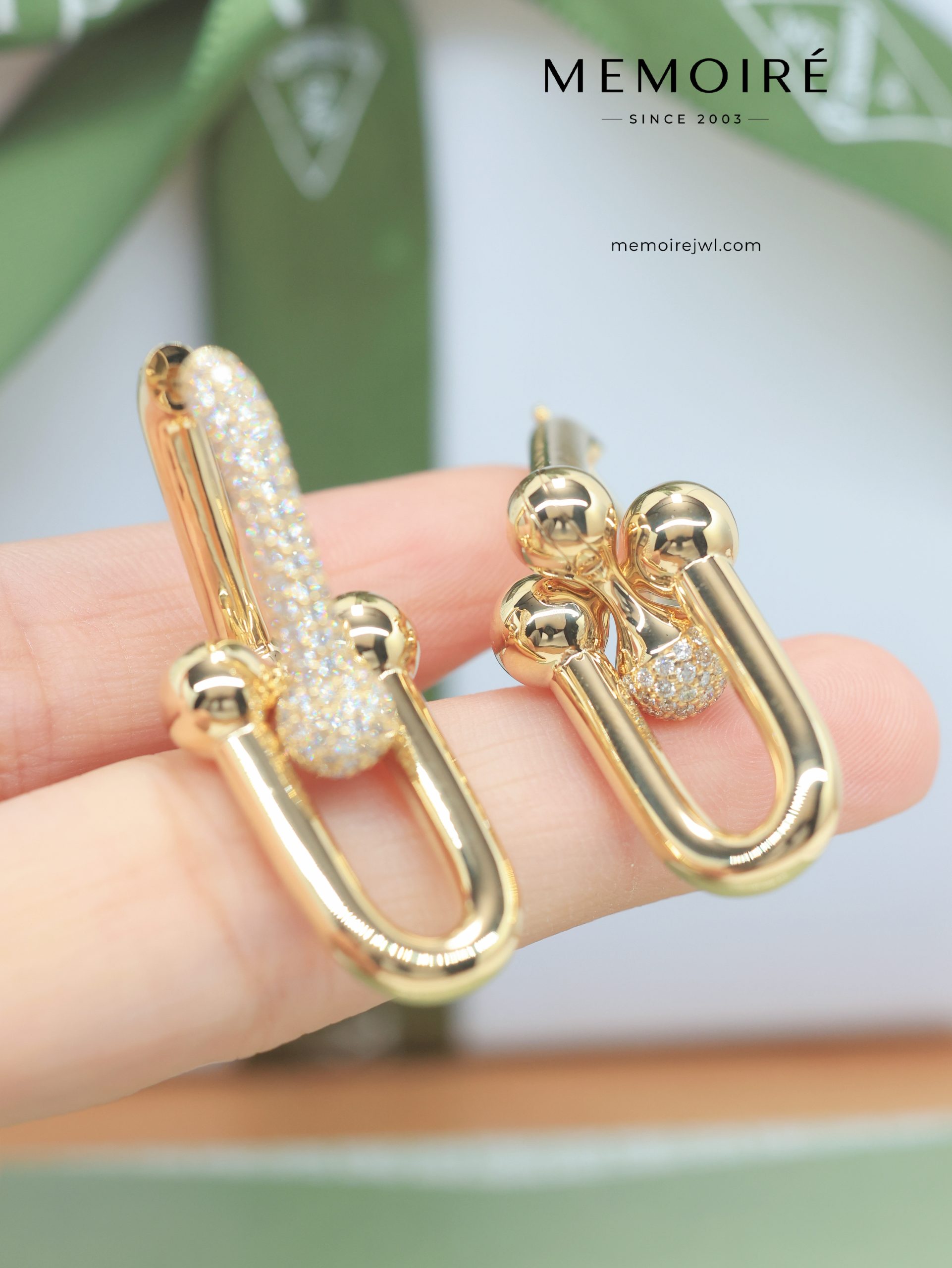 MEMOIRÉ Yellow Gold Large U-Link Horseshoe Earrings with Partial Diamond Pavé - Image 4