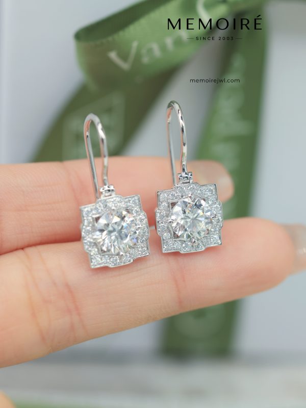 MEMOIRÉ White Gold 1ct Sunflower Diamond Earrings