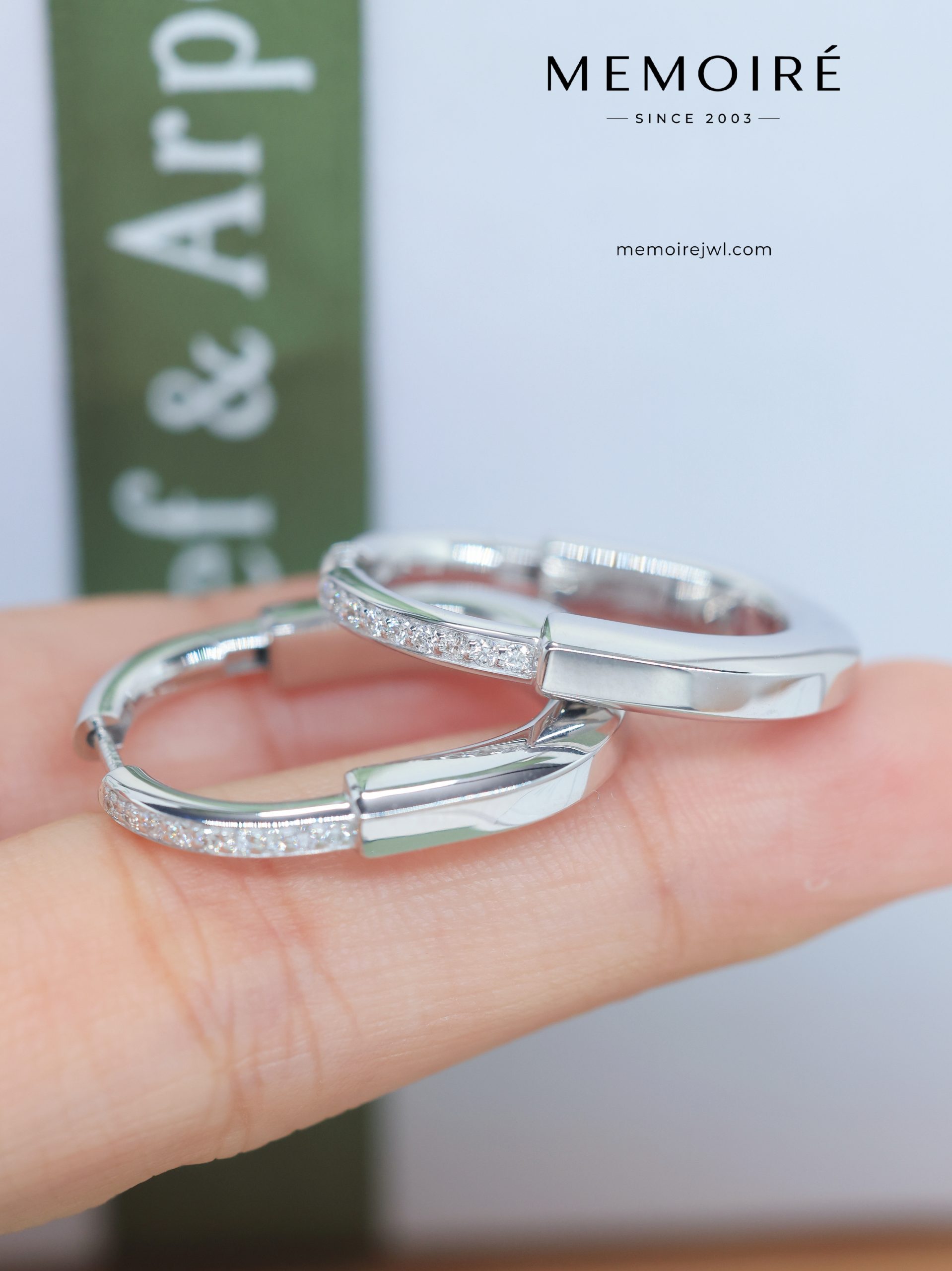 MEMOIRÉ Platinum Medium Half-Pave Lock U-Shaped Hoop Earrings - Image 4