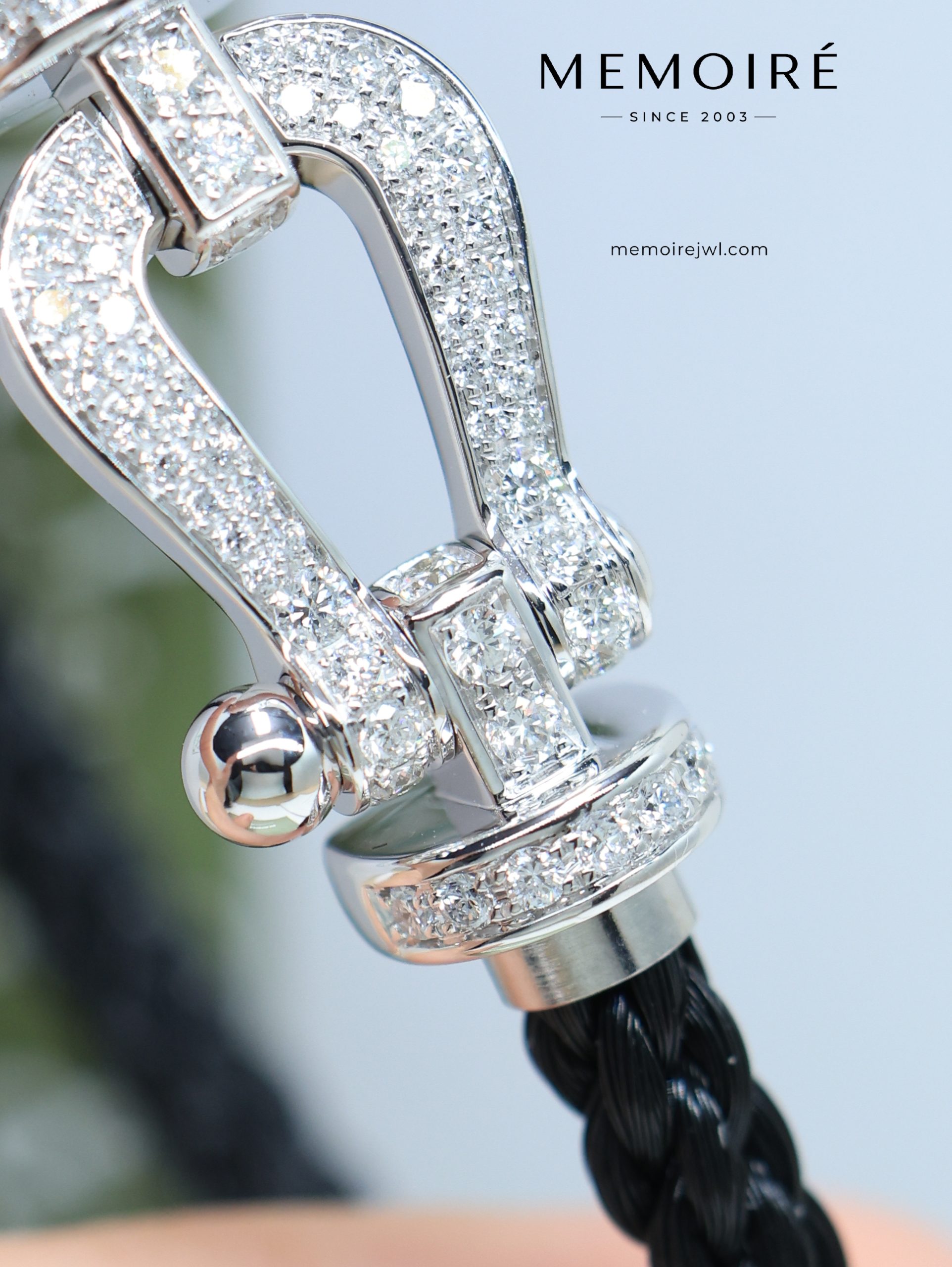 MEMOIRÉ White Gold Large Full-Pave Horseshoe Buckle Black Nylon Cord Bracelet - Image 4