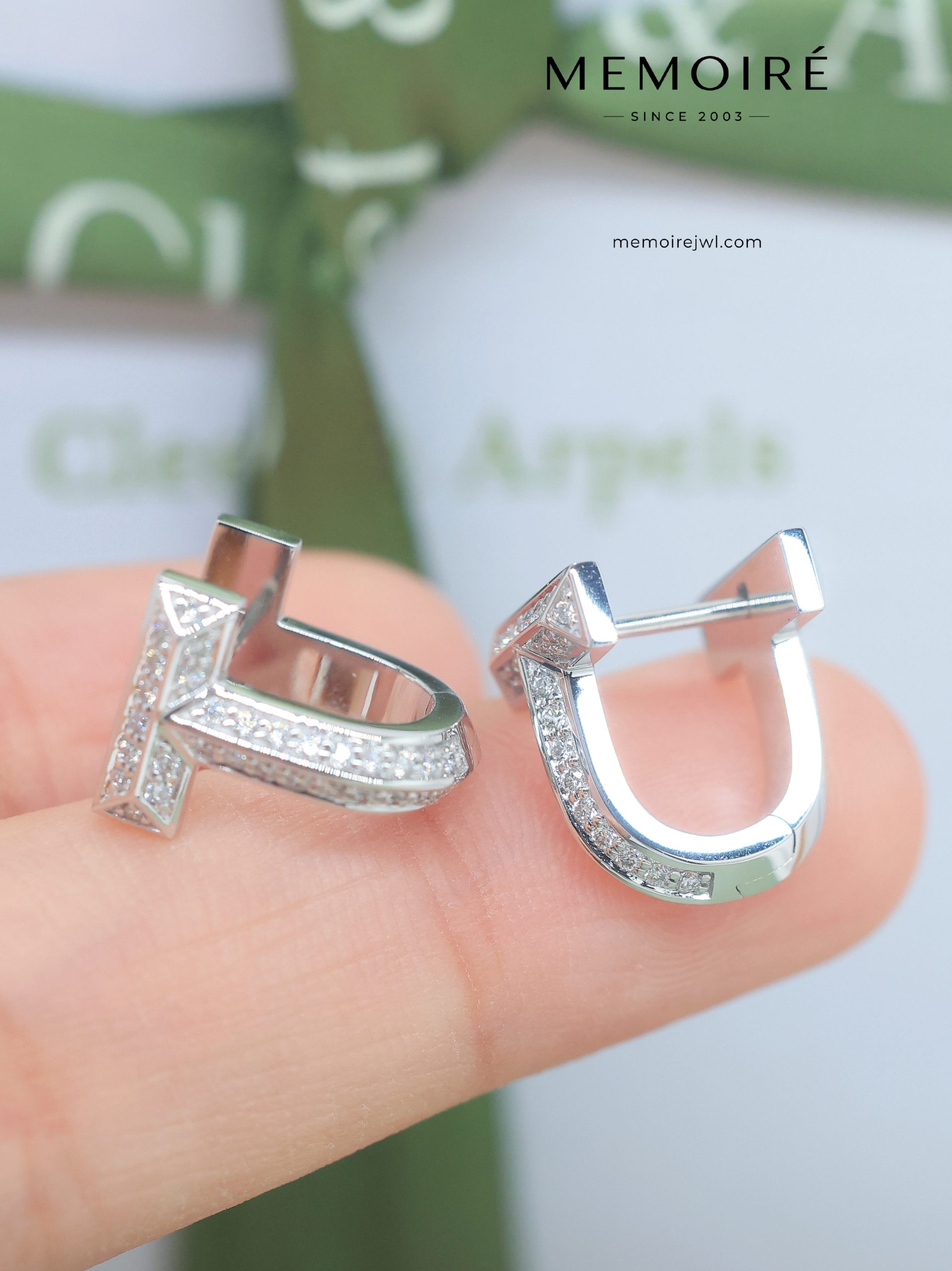 MEMOIRÉ Platinum Full-Pave Diamond U-Shaped Earrings - Image 3