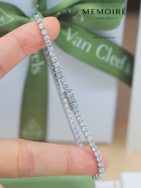 MÉMOIRÉ 18K White Gold Full Stone Tennis Diamond Bracelet