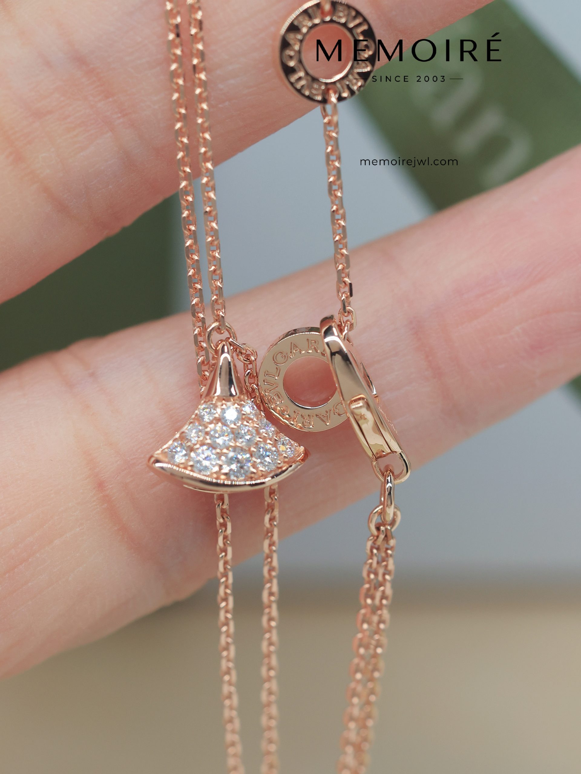 MÉMOIRÉ 18K Rose Gold Pave Fan Skirt Diamond Necklace - Image 5