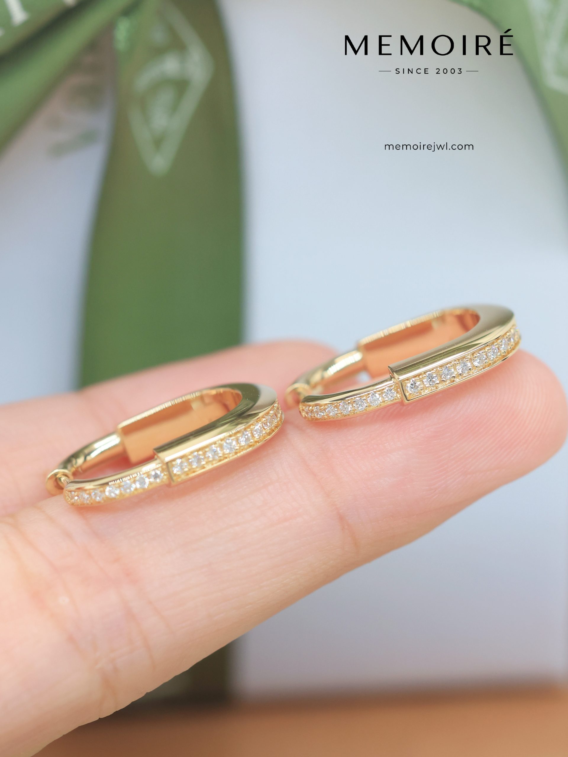 MEMOIRÉ Yellow Gold Small Full-Pave Lock U-Shaped Earrings - Image 3