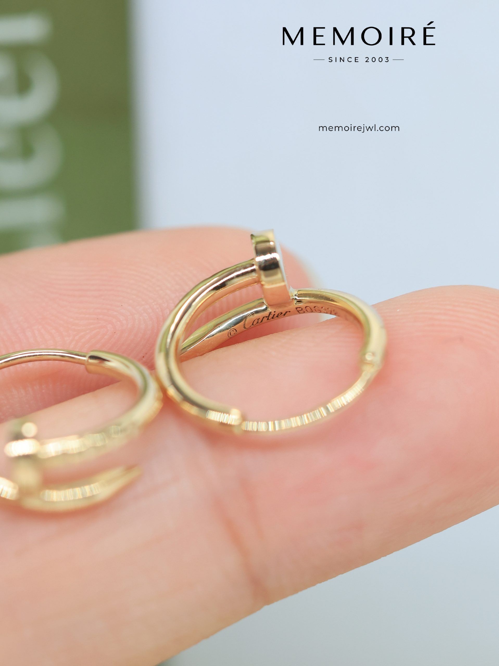 MÉMOIRÉ 18K Yellow Gold Textured Shank Nail Open Cuff Ring Pair - Image 4