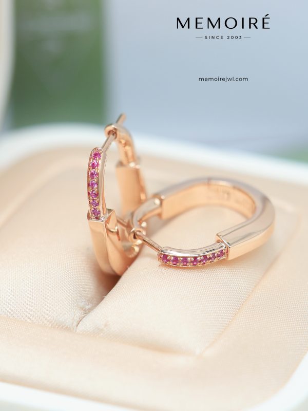 MEMOIRÉ Mini Half Pave Pink Sapphire Lock U-Shape Hoop Earrings in Rose Gold