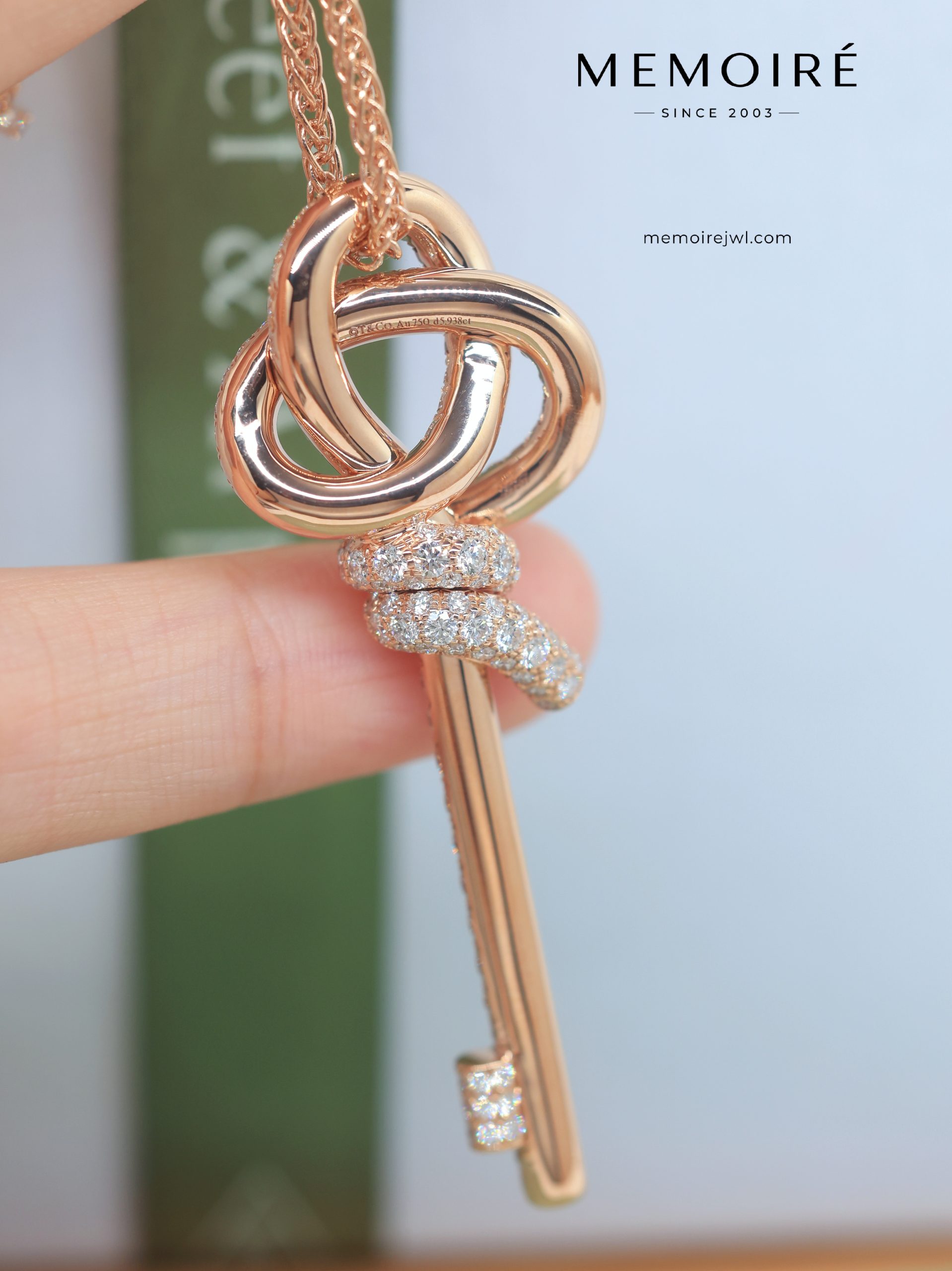 MEMOIRÉ Oversized Full-Pave Diamond Key Necklace in Rose Gold - Image 4