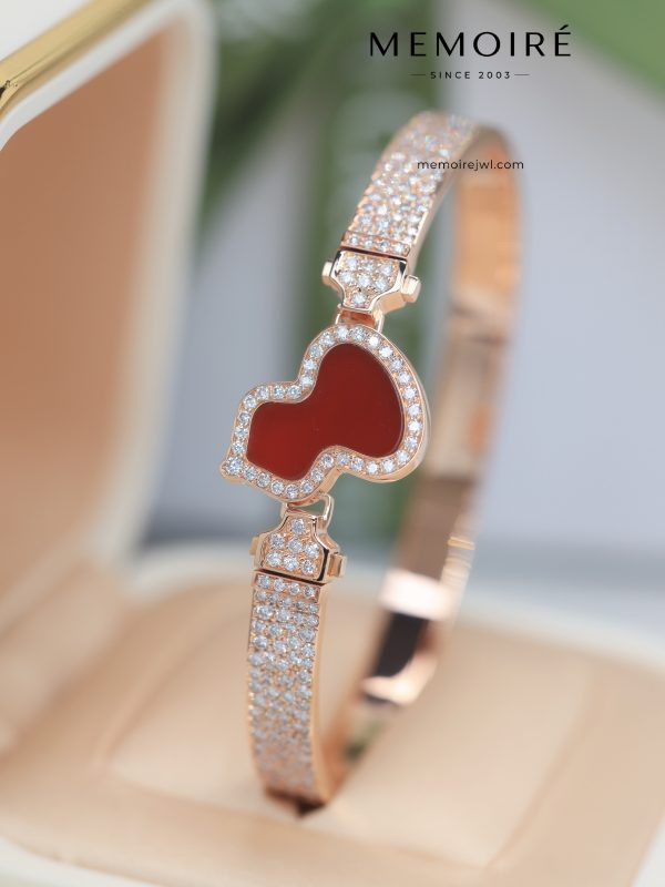 MEMOIRÉ Rose Gold Red Agate Gourd Full-Pave Diamond Bangle