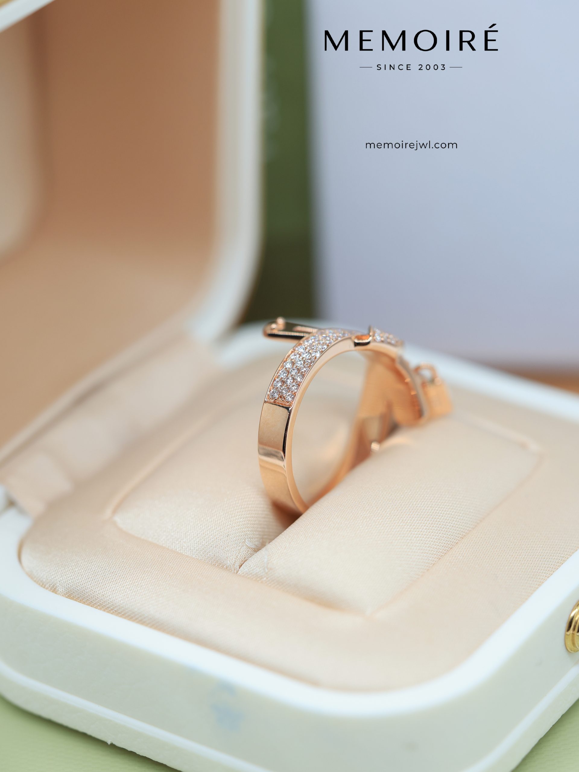 MEMOIRÉ 18K Rose Gold Twisted Full Pave Diamond Lock Detail Stack Ring - Image 5