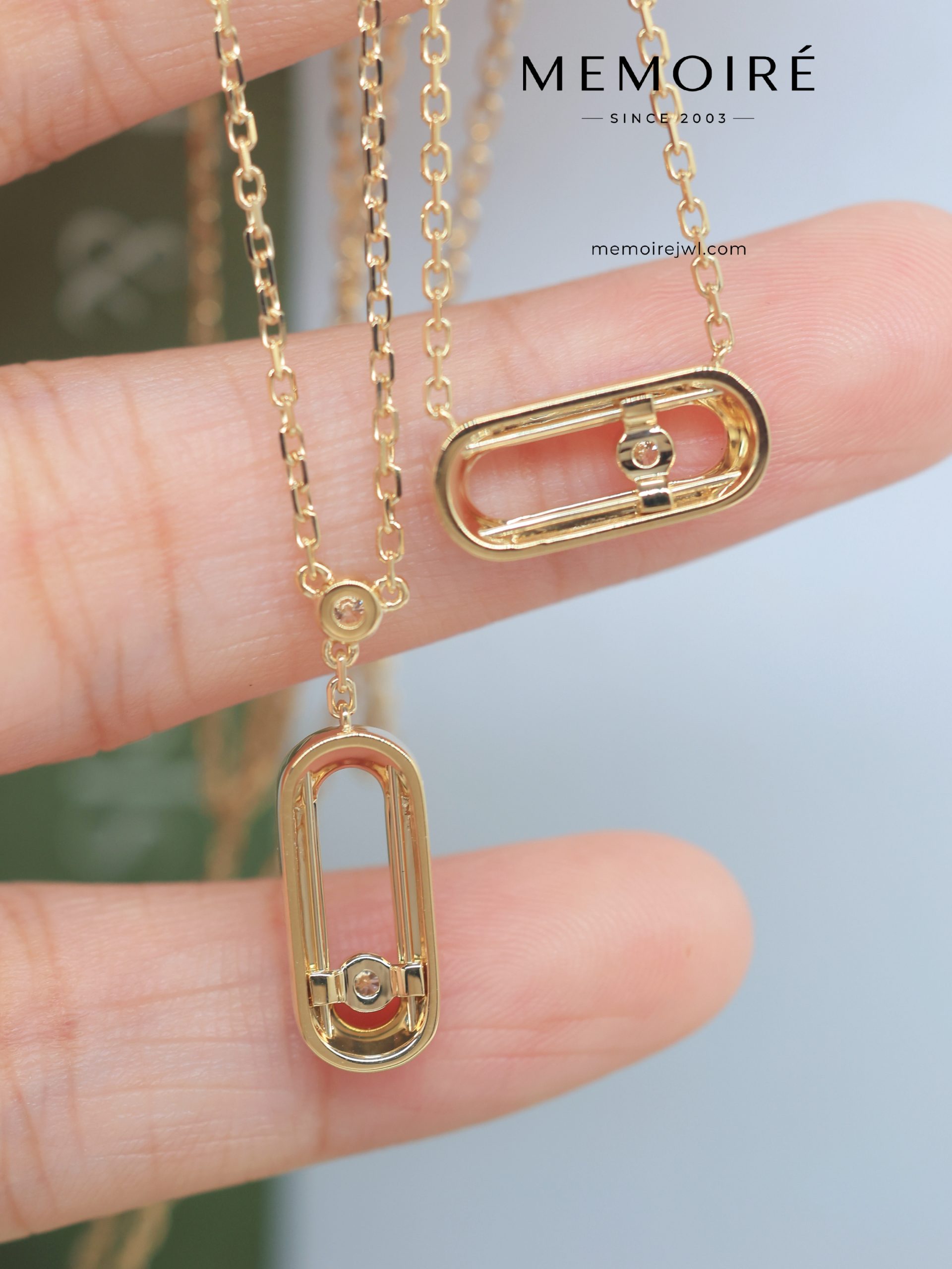 MEMOIRÉ Yellow Gold Double-Layer Moving Diamond Necklace - Image 4