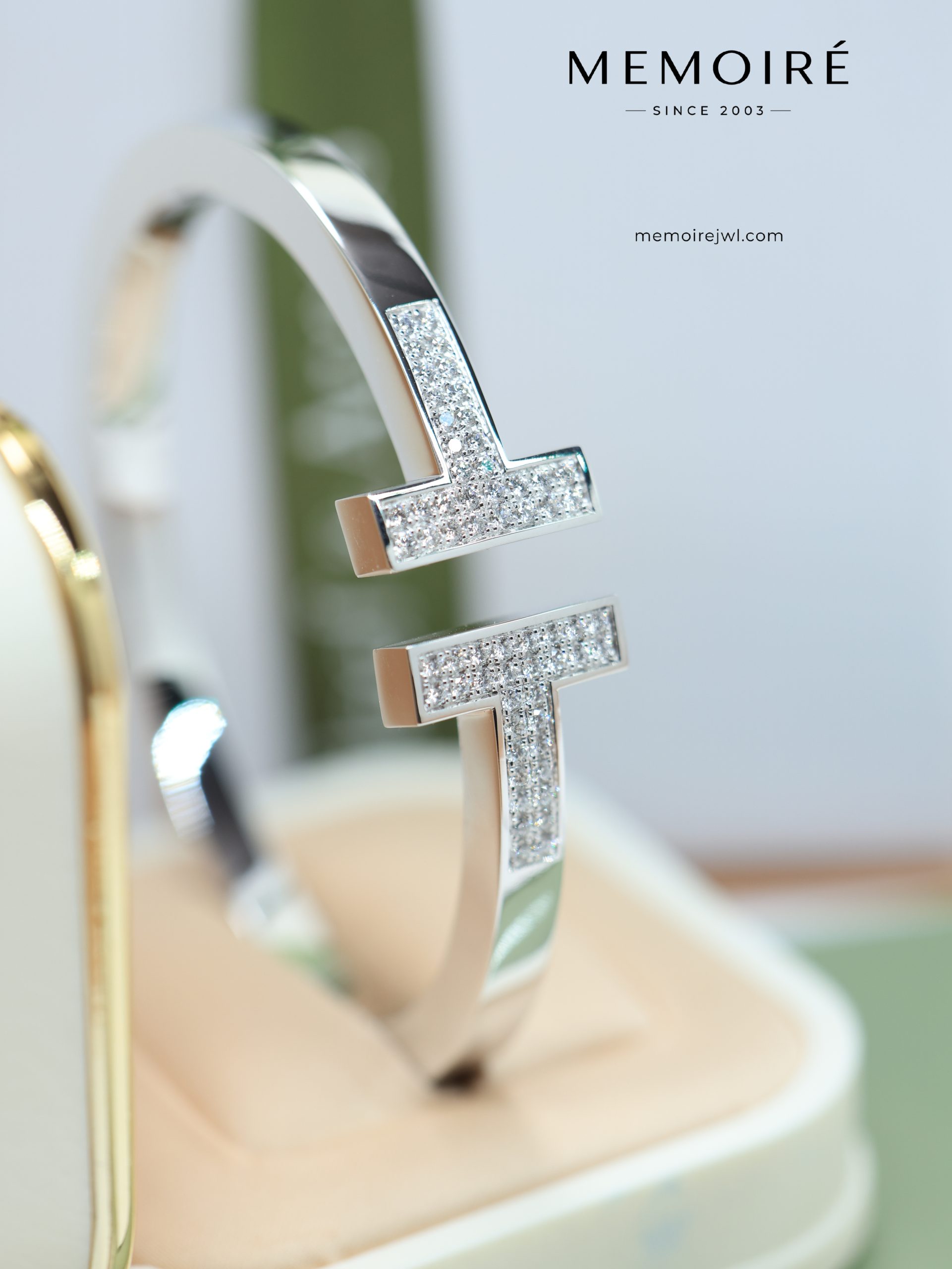 MEMOIRÉ Platinum Wide Diamond-Set Double T Bangle (Square Bangle Arm) - Image 4