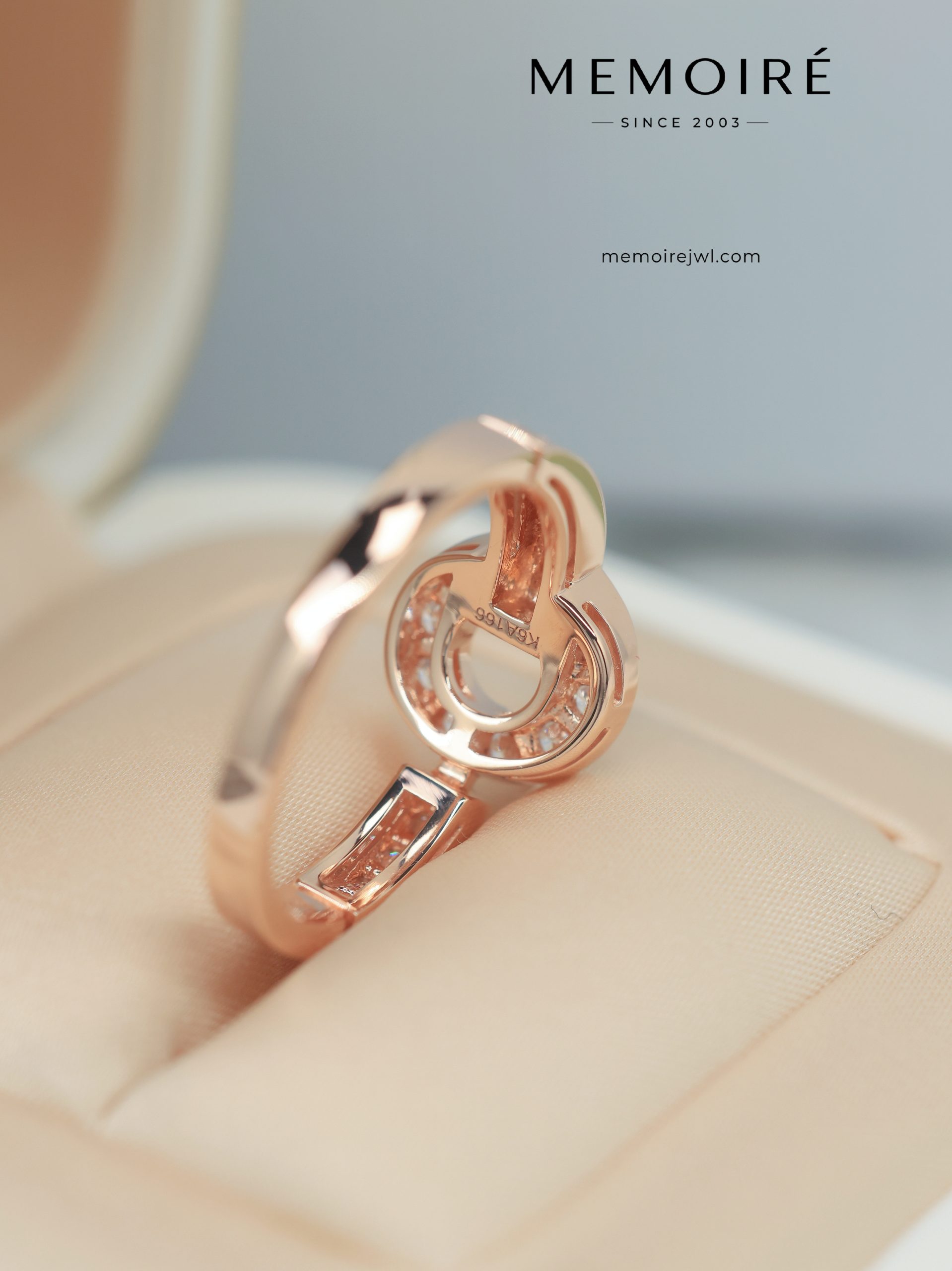 MÉMOIRÉ Pave Diamond Circle 18K Rose Gold Stackable Ring - Image 4