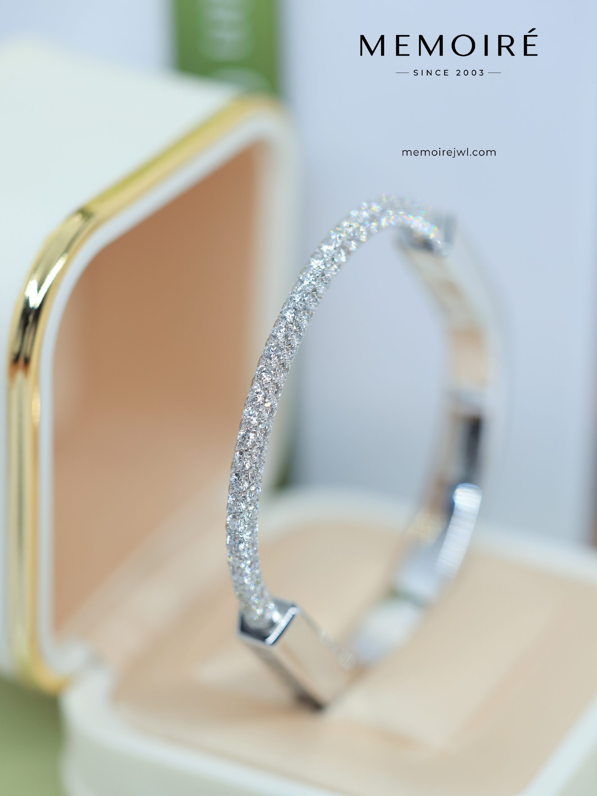 MEMOIRÉ Platinum Wide Full-Pave Diamond Lock U-Shaped Bangle (Round + Emerald-Cut Diamonds) - Image 4
