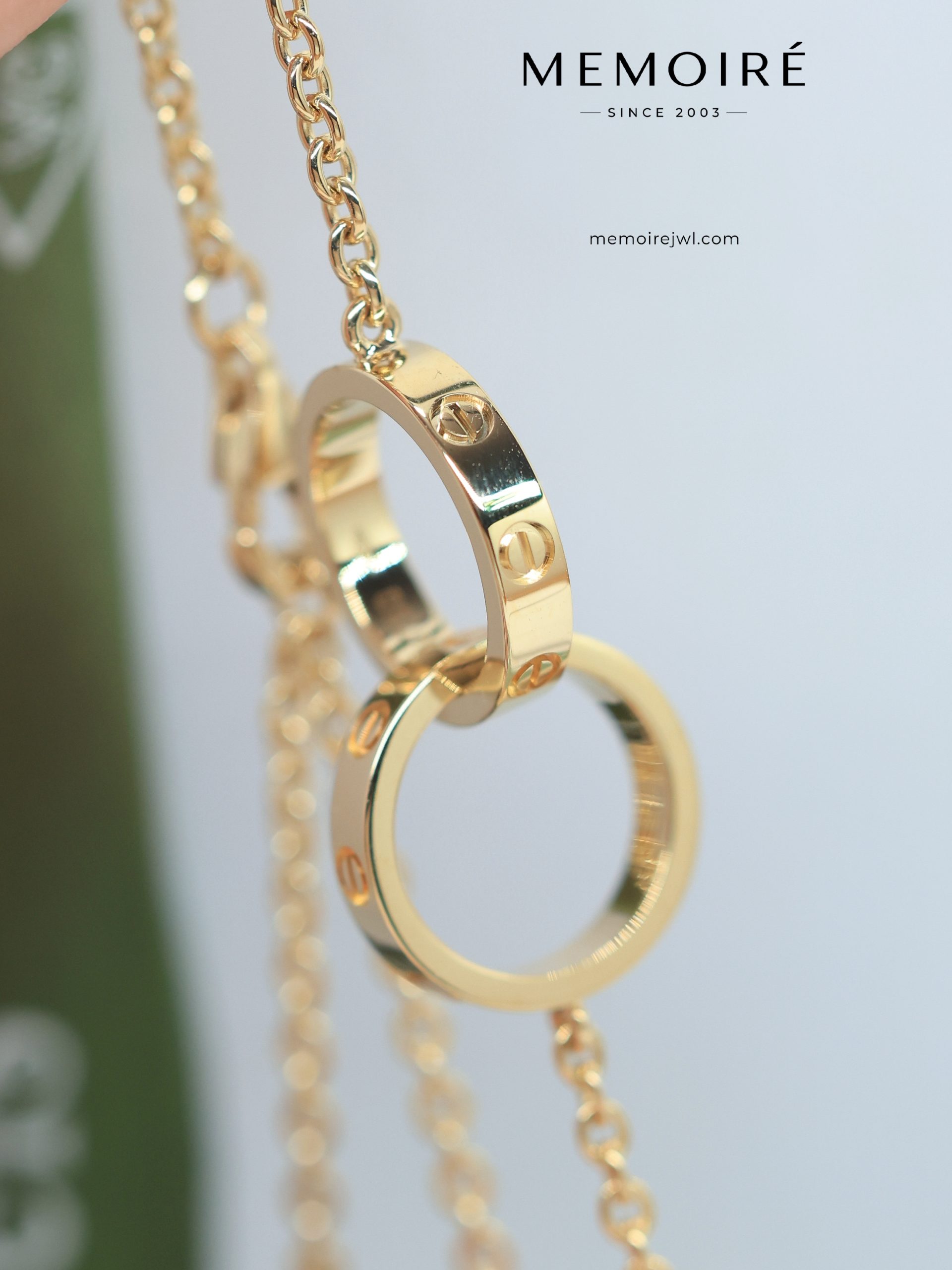 MÉMOIRÉ 18K Gold Double Open Circle Screw Necklace - Image 3