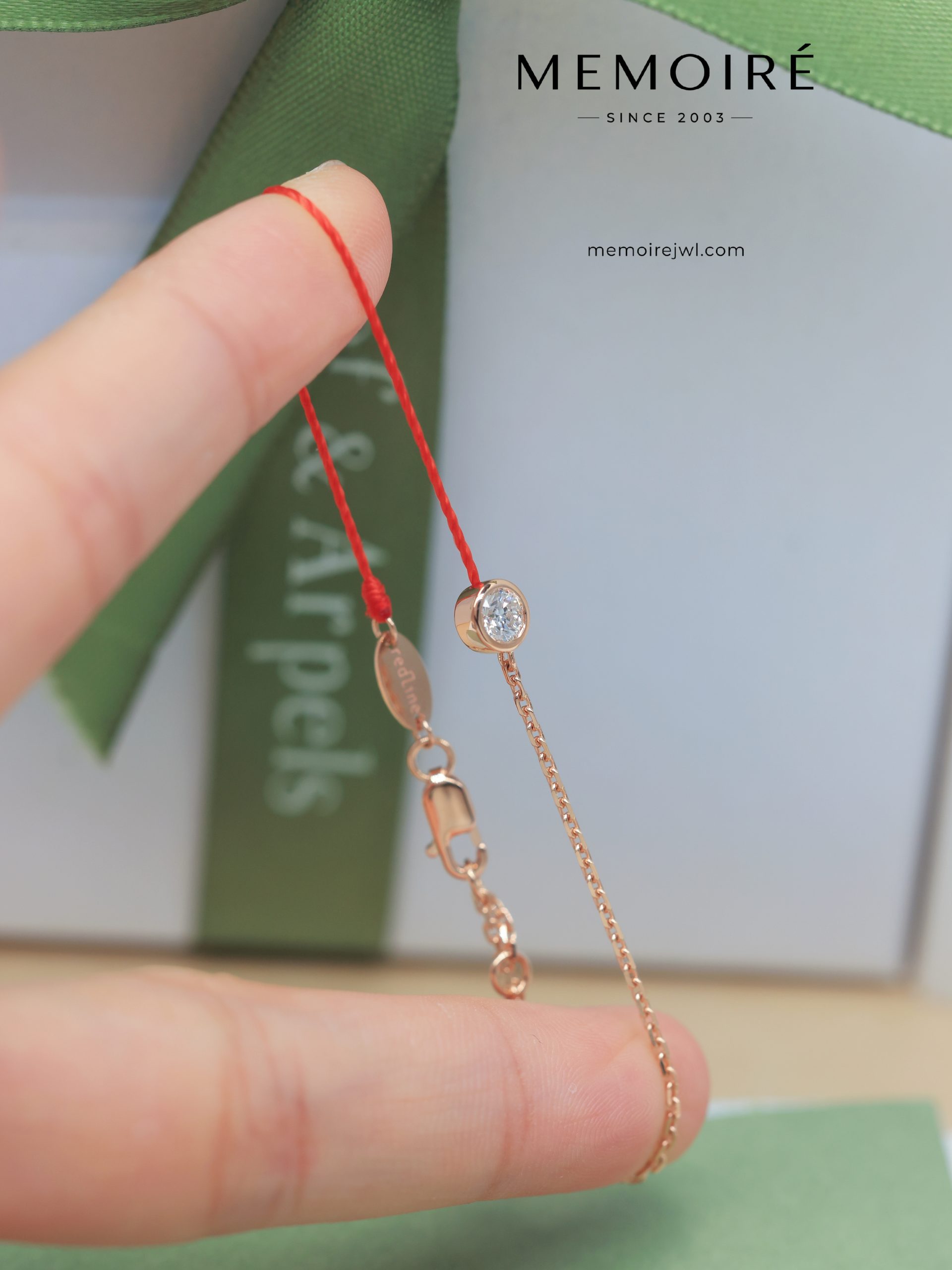MEMOIRÉ Rose Gold 0.10ct Diamond Red String Bracelet