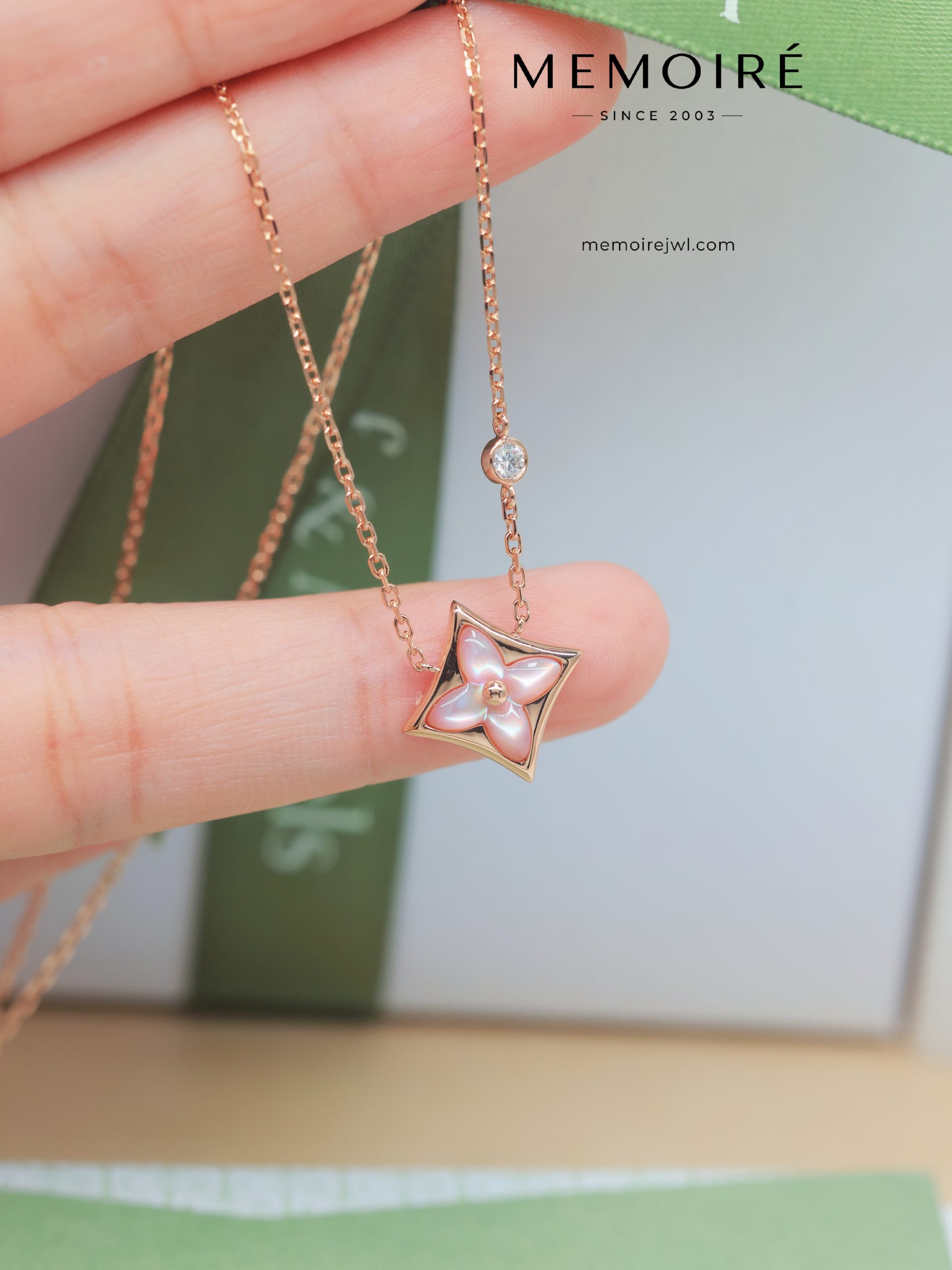 MÉMOIRÉ Star Mother of Pearl 18K Rose Gold Diamond Necklace - Image 3