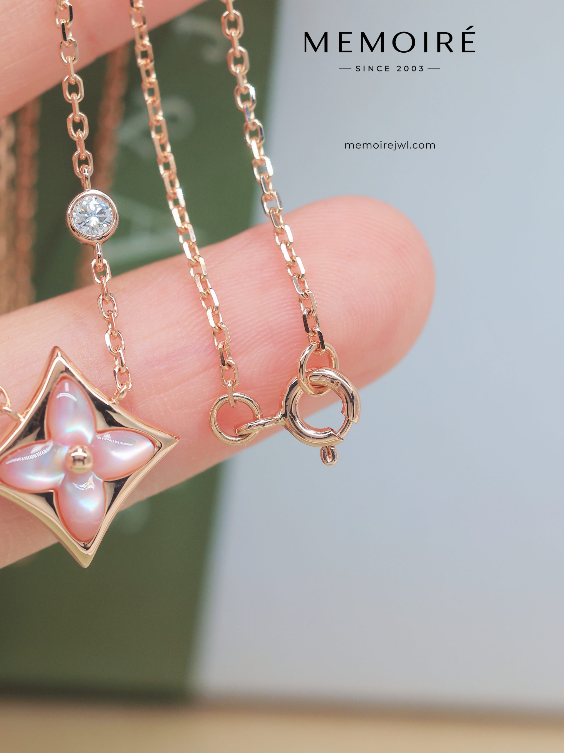 MÉMOIRÉ Star Mother of Pearl 18K Rose Gold Diamond Necklace - Image 5